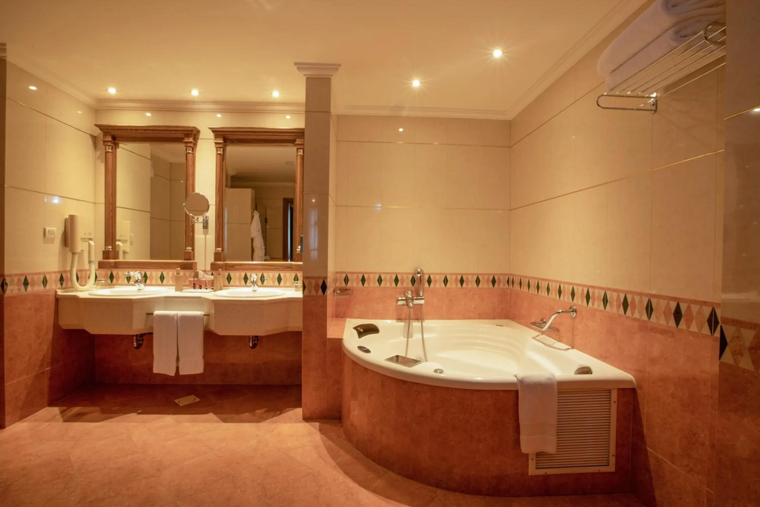 Bathroom in Bristol Amman Hotel