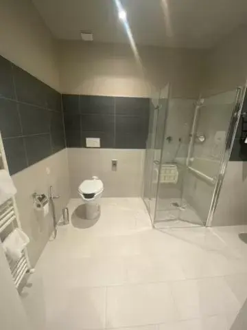 Bathroom in La Dolce Vita Hotel