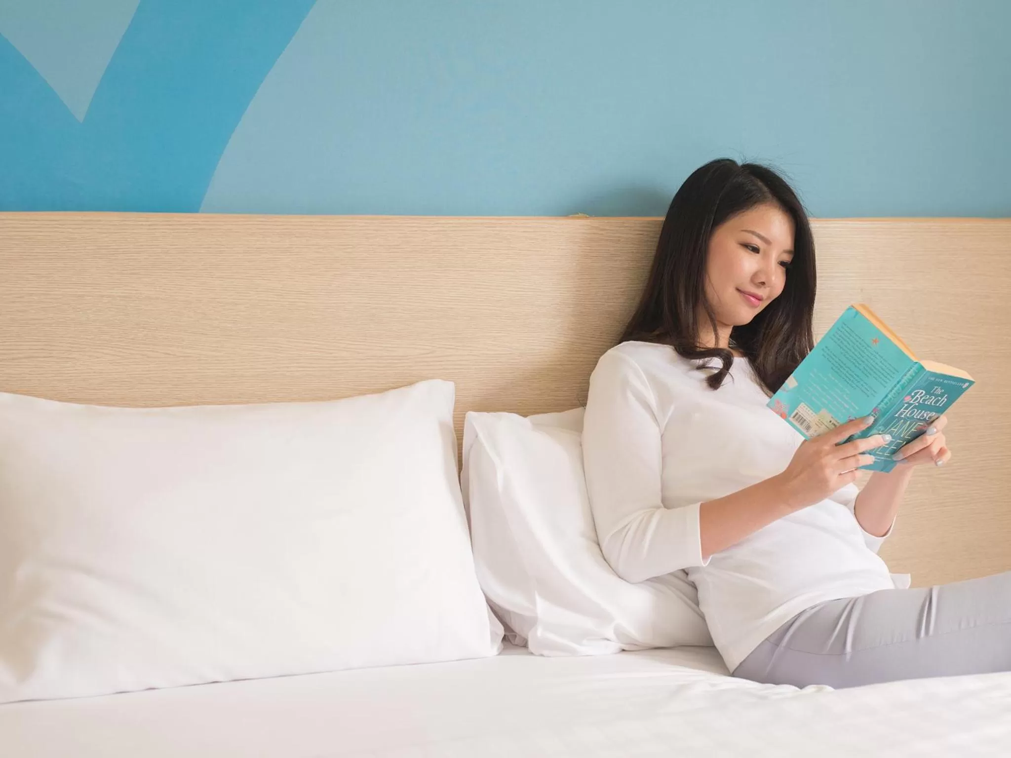 Bedroom, Bed in HOP INN Chonburi