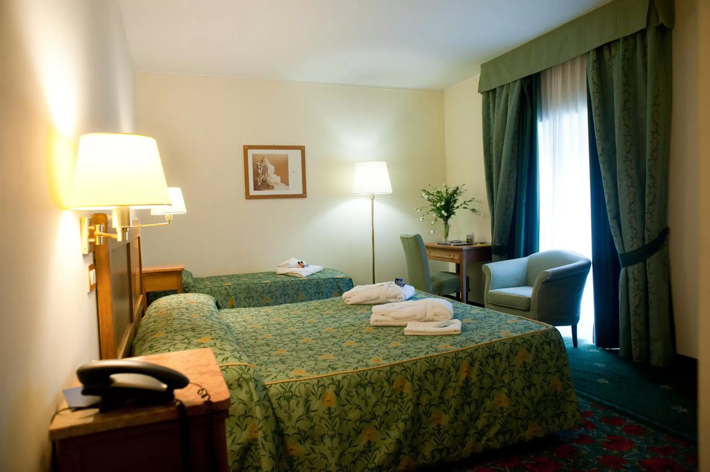 Day, Bed in Hotel Candiani