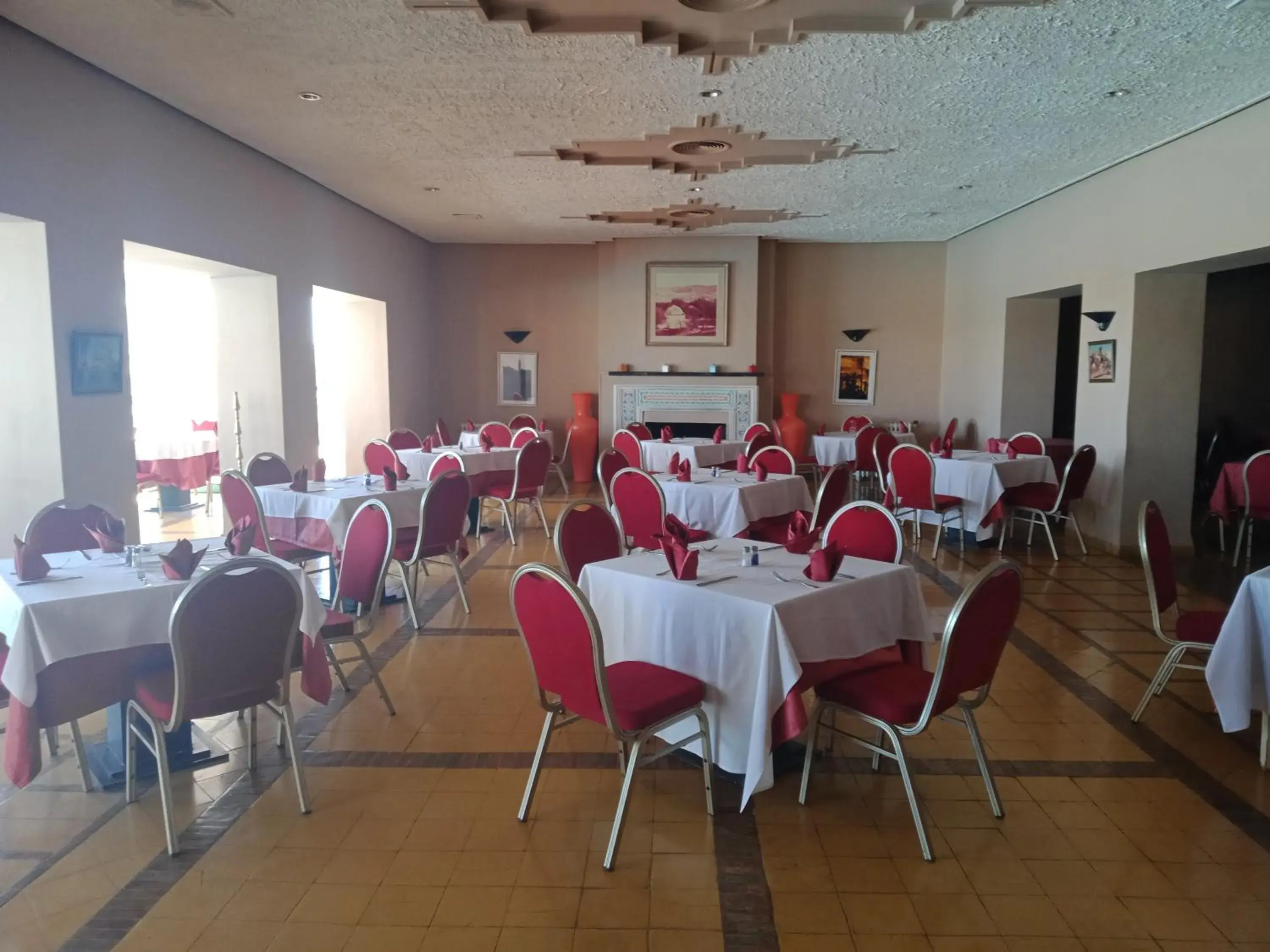 Restaurant/Places to Eat in Kenzi Azghor Hotel