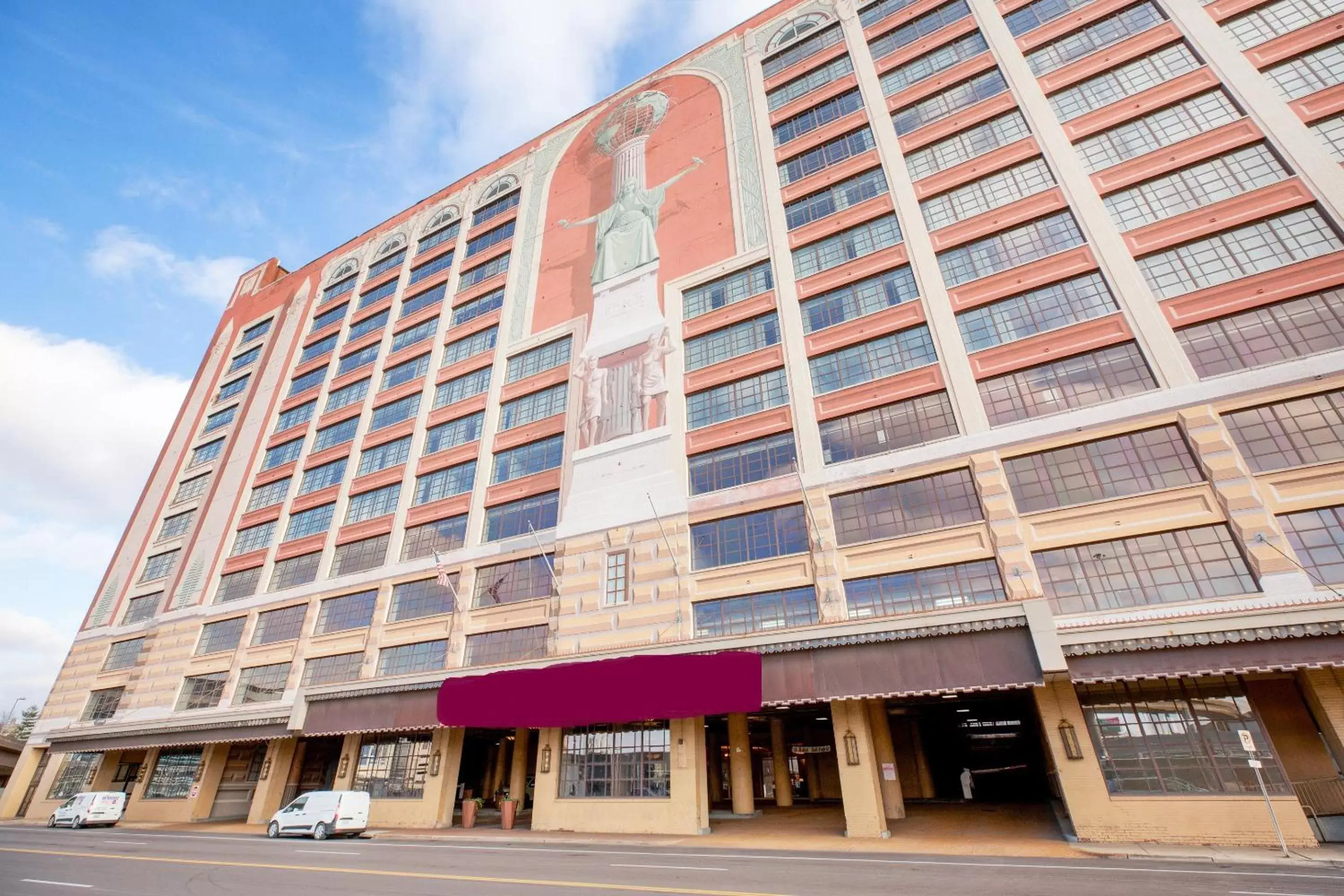 Property building in OYO Hotel St Louis Downtown City Center MO