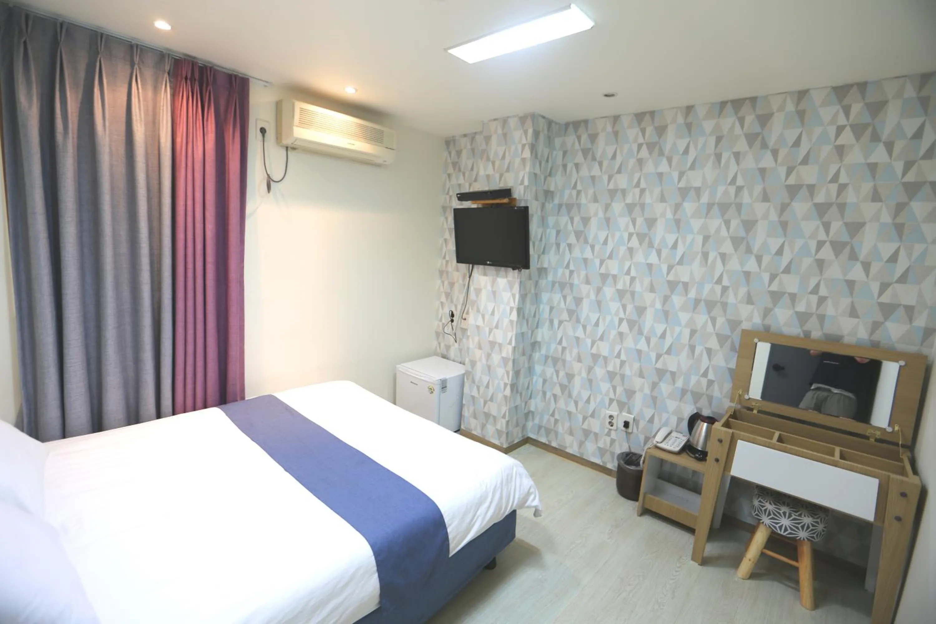 Bedroom in Must Stay Hotel Myeongdong