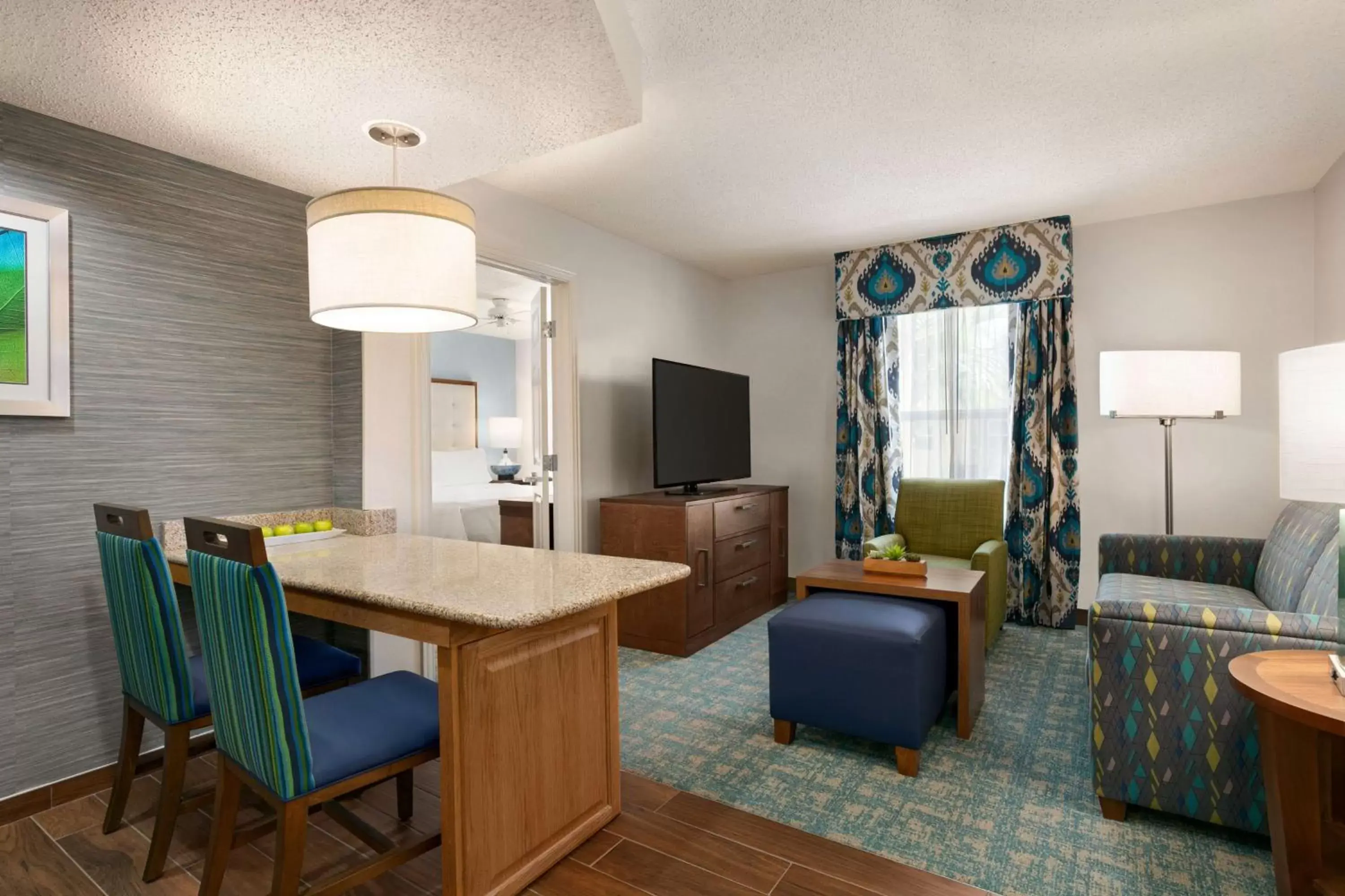 Bedroom, Seating Area in Homewood Suites by Hilton Fort Myers