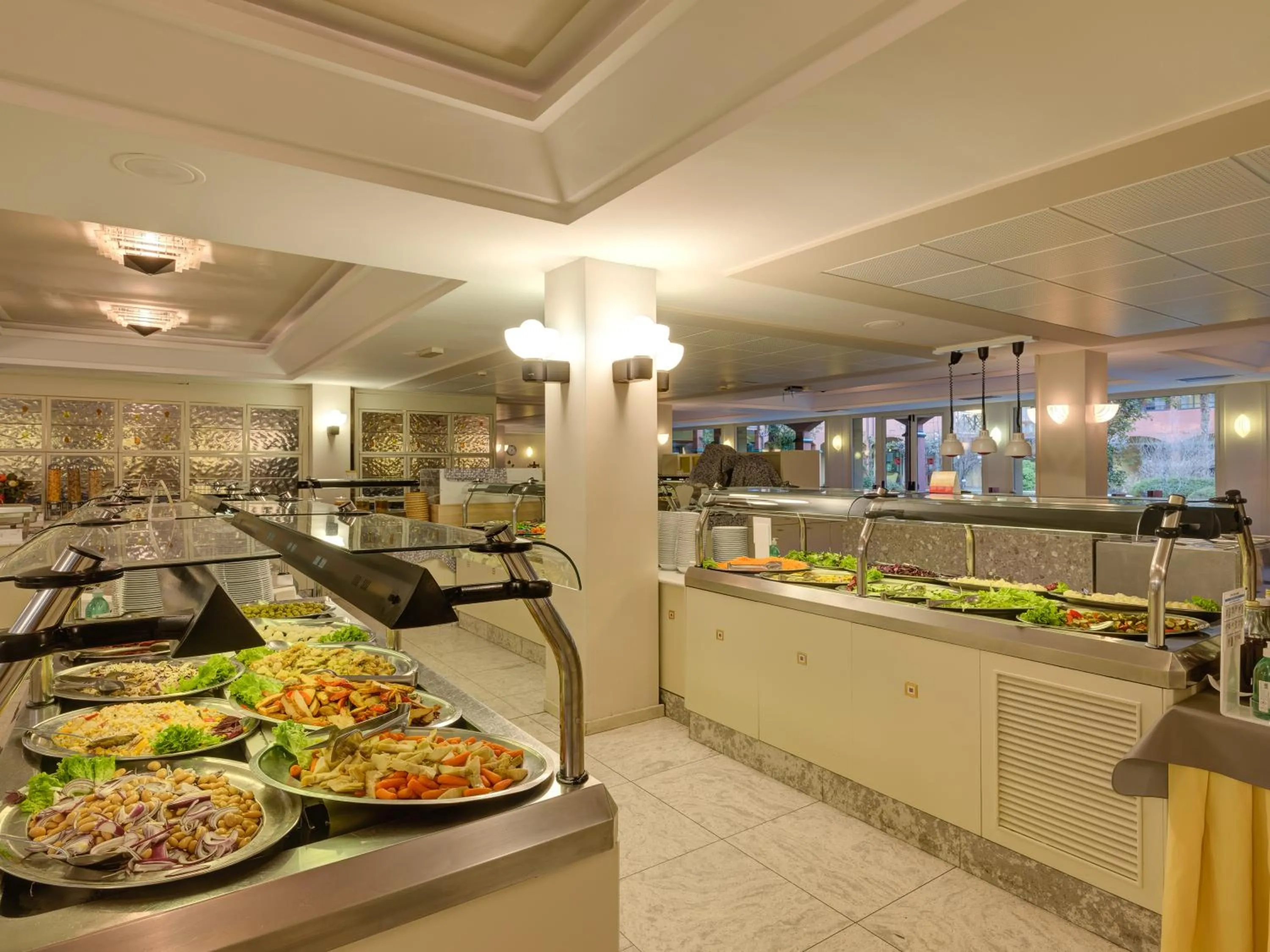 Restaurant/places to eat in Parc Hotel Gritti