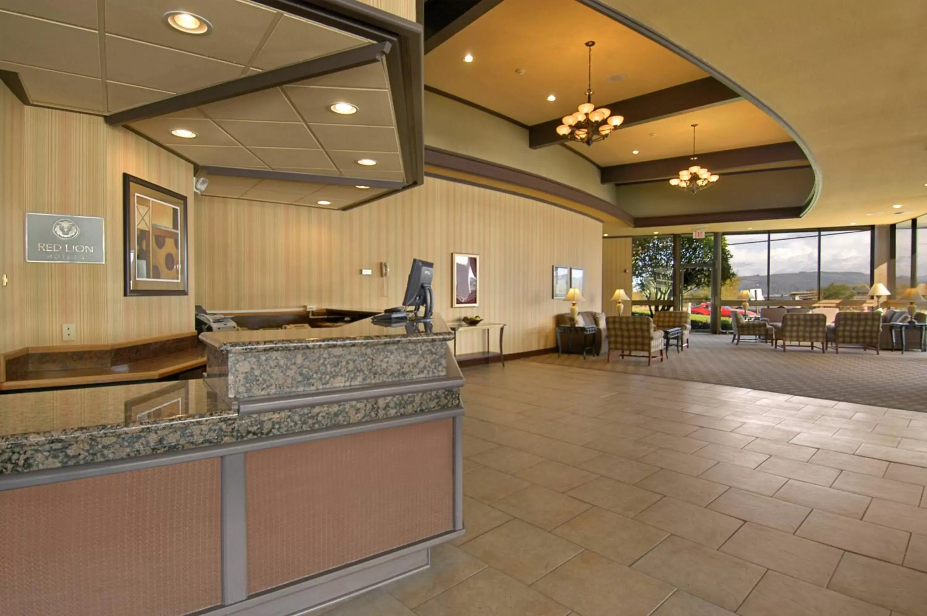 Lobby or reception, Lobby/Reception in Red Lion Hotel Coos Bay