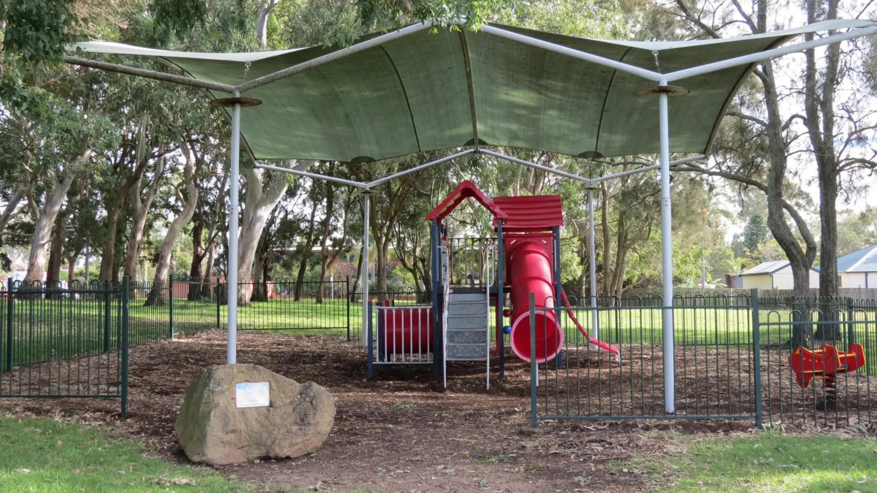 Day, Children's Play Area in Bridge View Motel