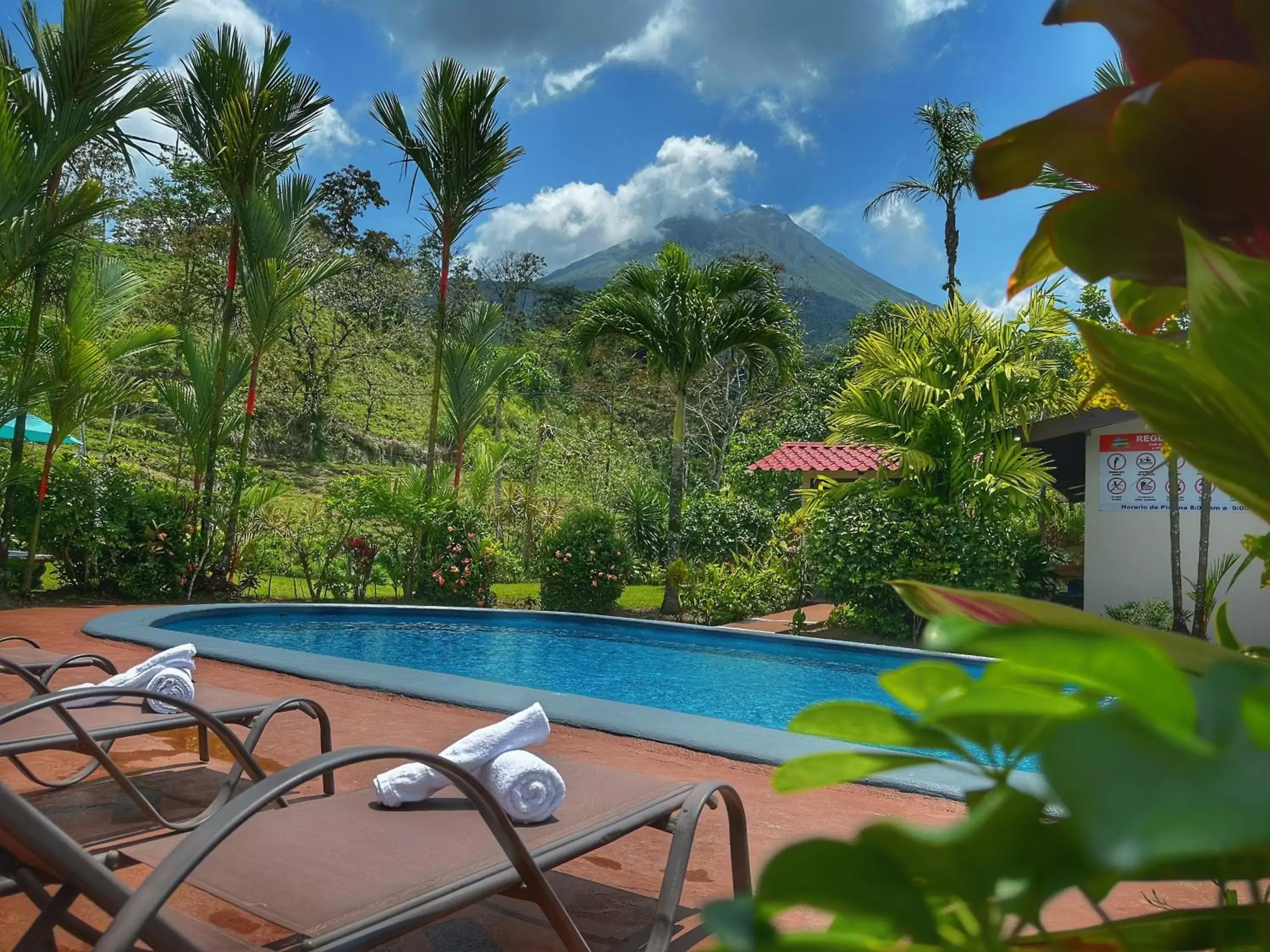 Swimming Pool in Loma Real Hot Springs Bed & Breakfast