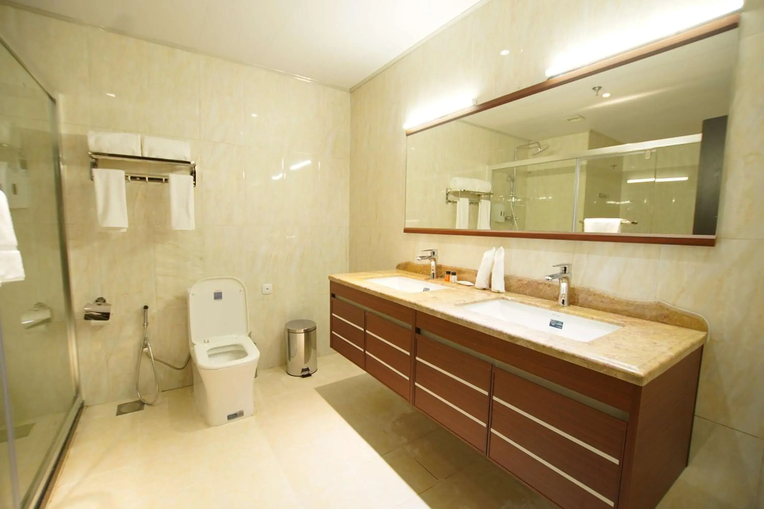 Bathroom in Best Western Premier Dynasty