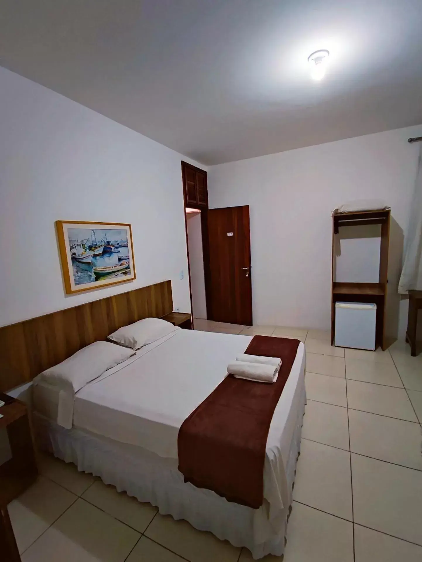 Bed in Algas Praia Hotel