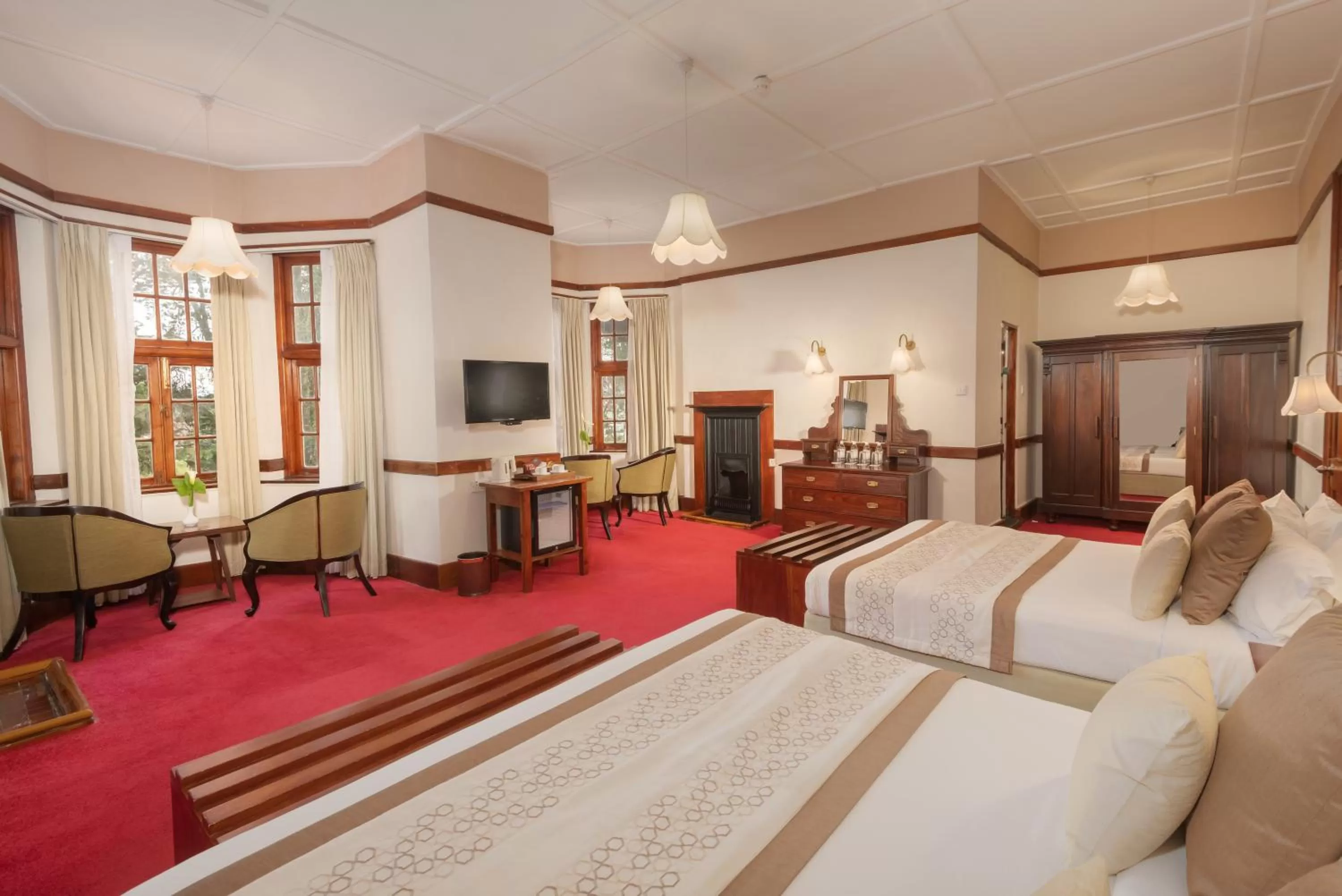 Communal lounge/ TV room, Bed in The Grand Hotel - Heritage Grand