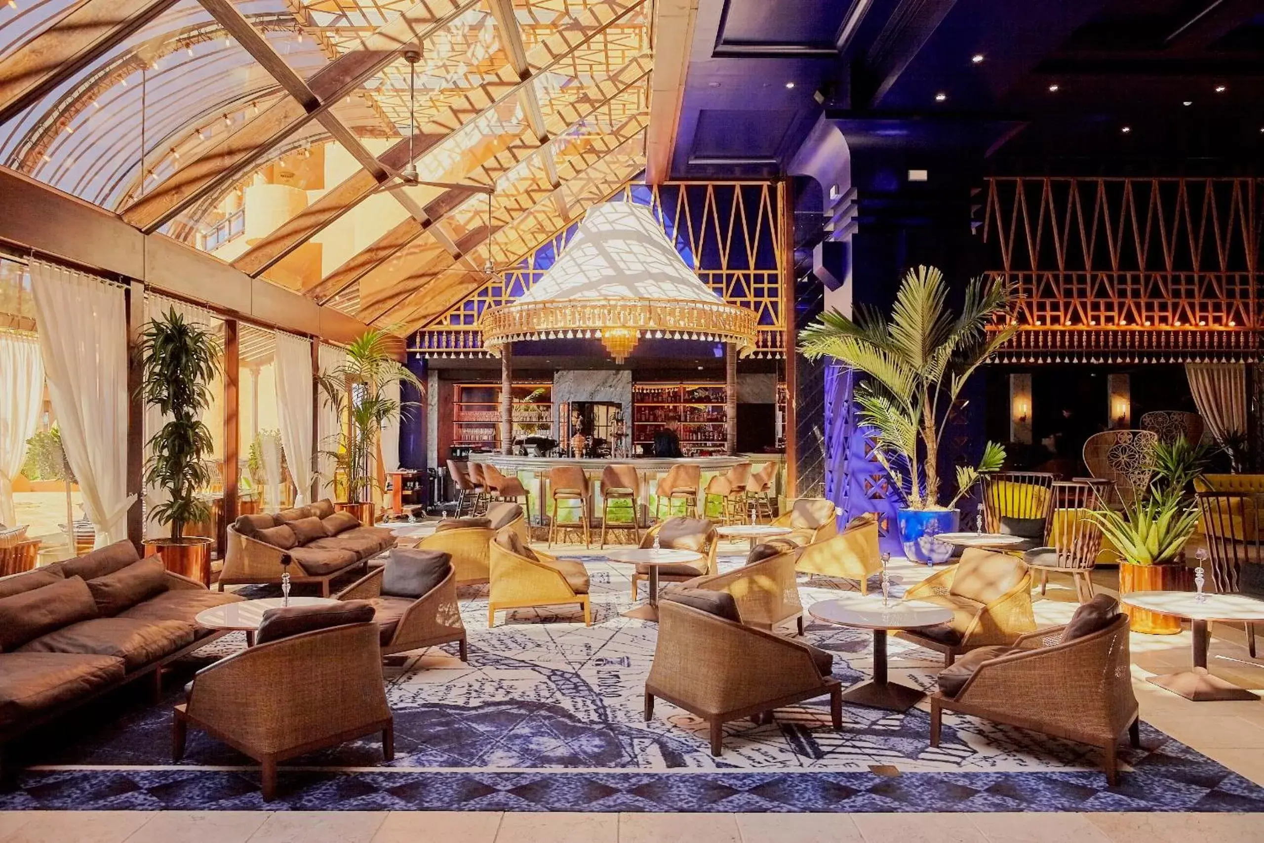 Lounge or bar, Restaurant/Places to Eat in Kempinski Hotel Bahía Beach Resort & Spa