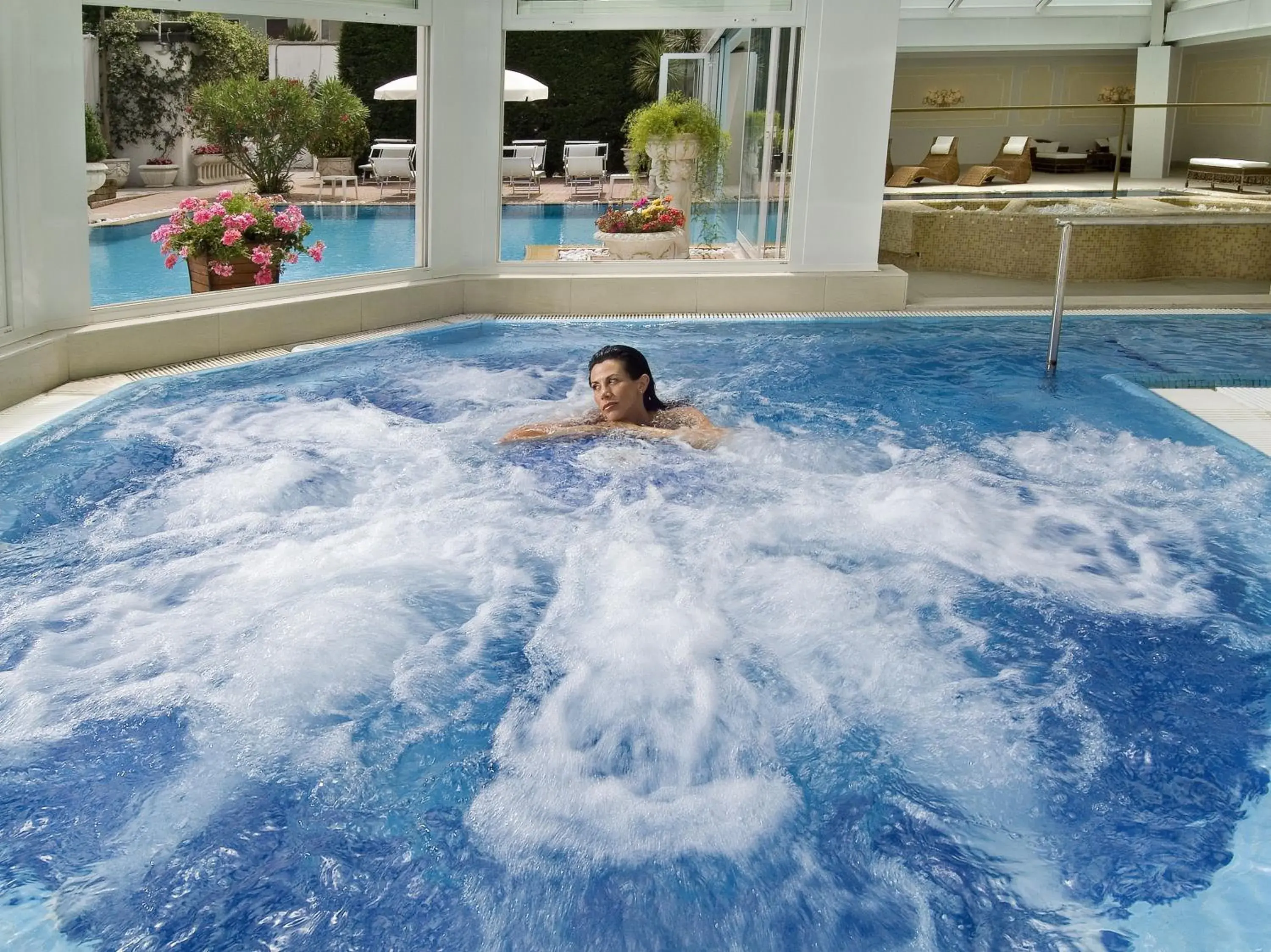 Hot Tub, Swimming Pool in Hotel Terme Principe