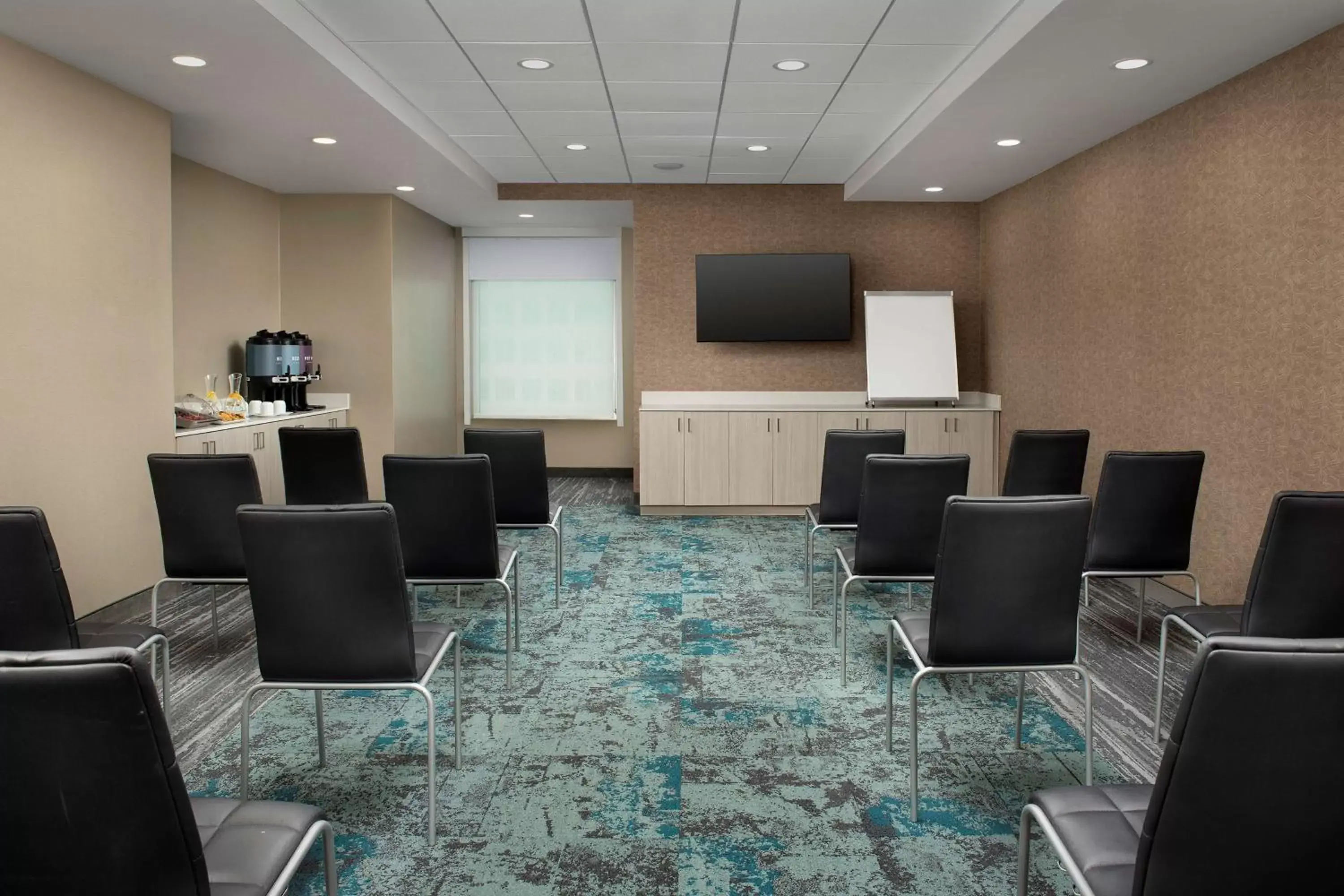 Meeting/conference room, Business Area/Conference Room in Tru By Hilton Miami Airport South Blue Lagoon, Fl