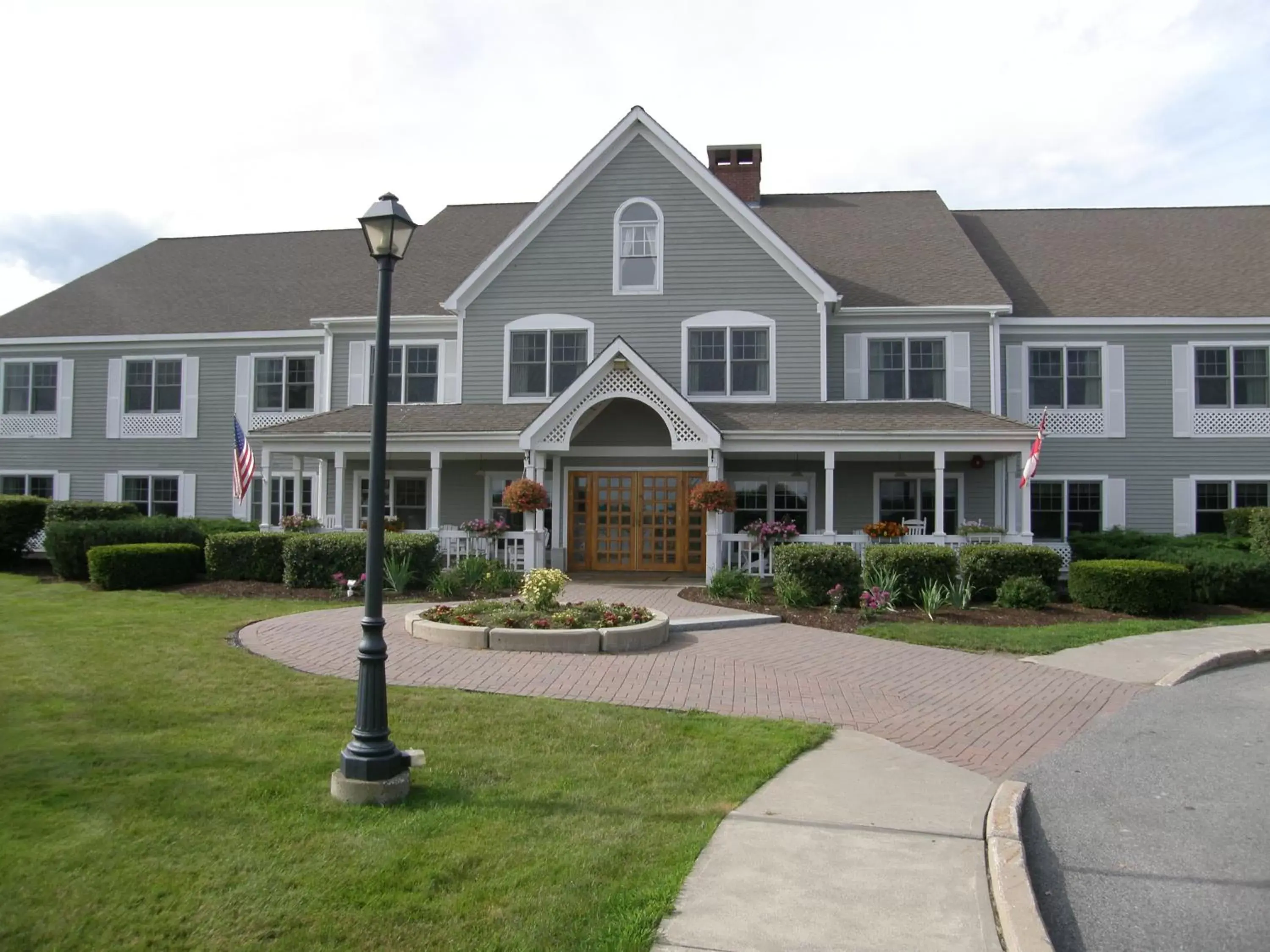 Facade/entrance, Property Building in Country Inn at the Mall