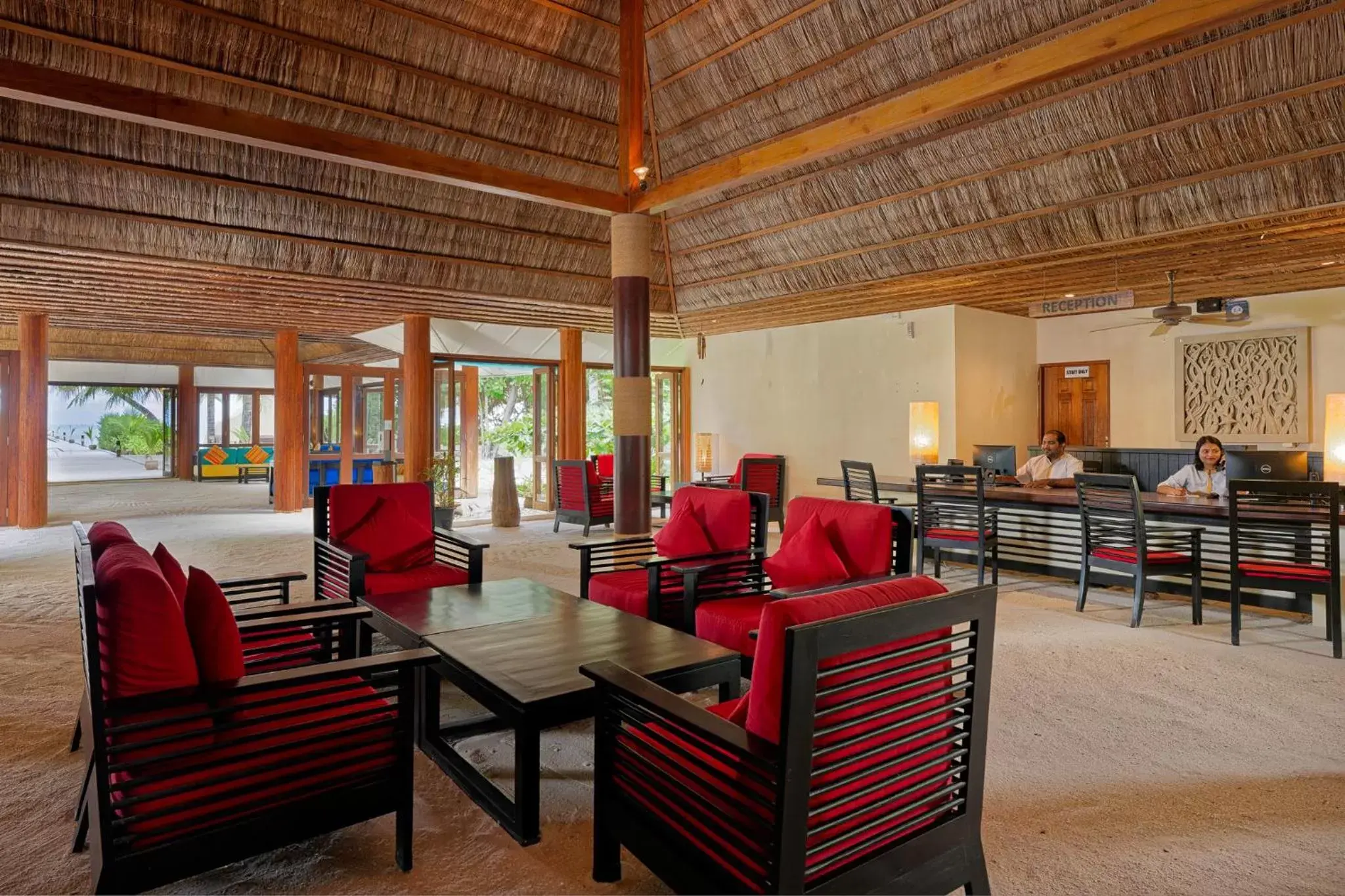 Lobby or reception, Restaurant/Places to Eat in Canareef Resort Maldives