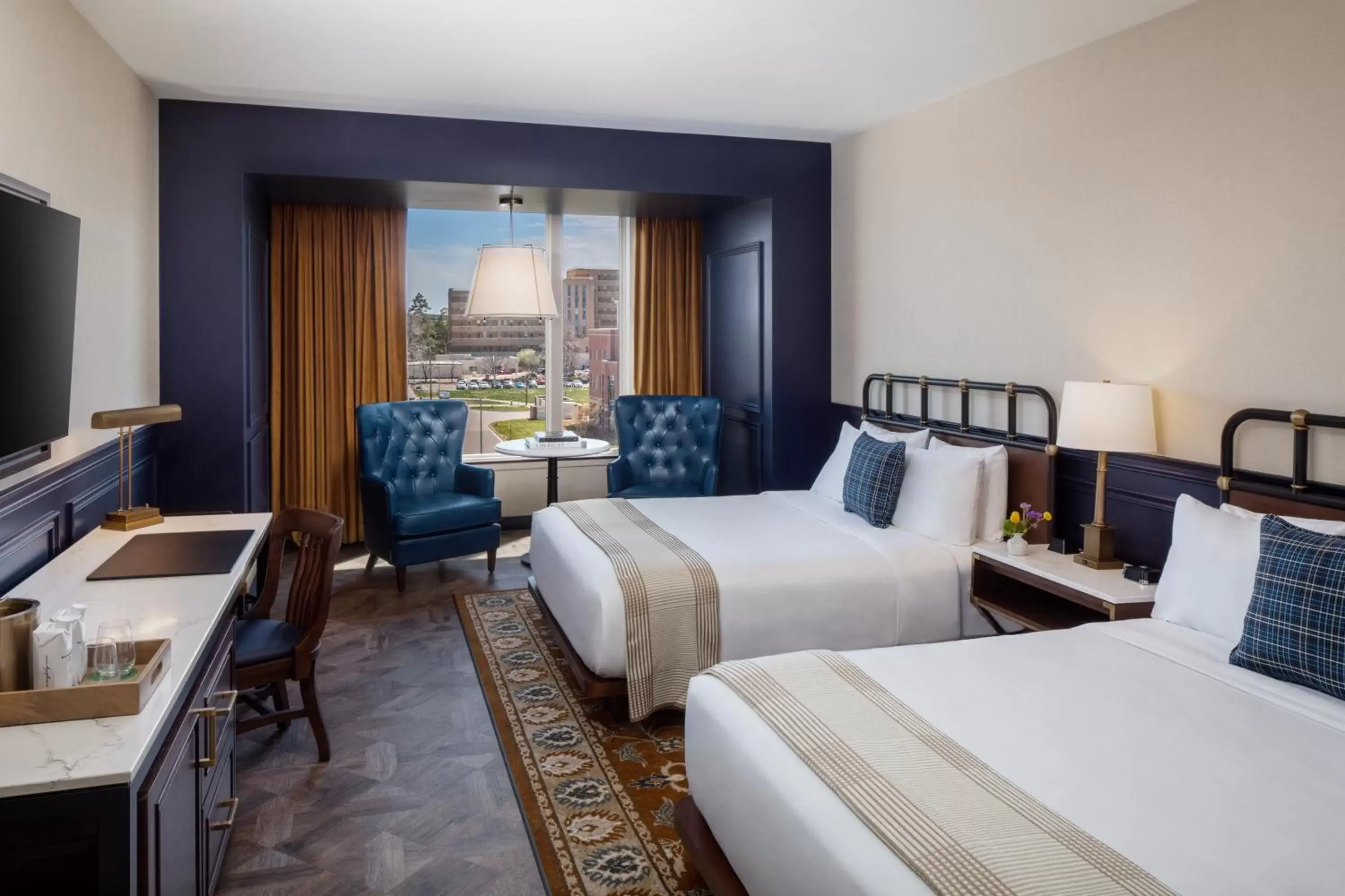 Bed in The Benson Hotel & Faculty Club Bed in The Benson Hotel & Faculty Club