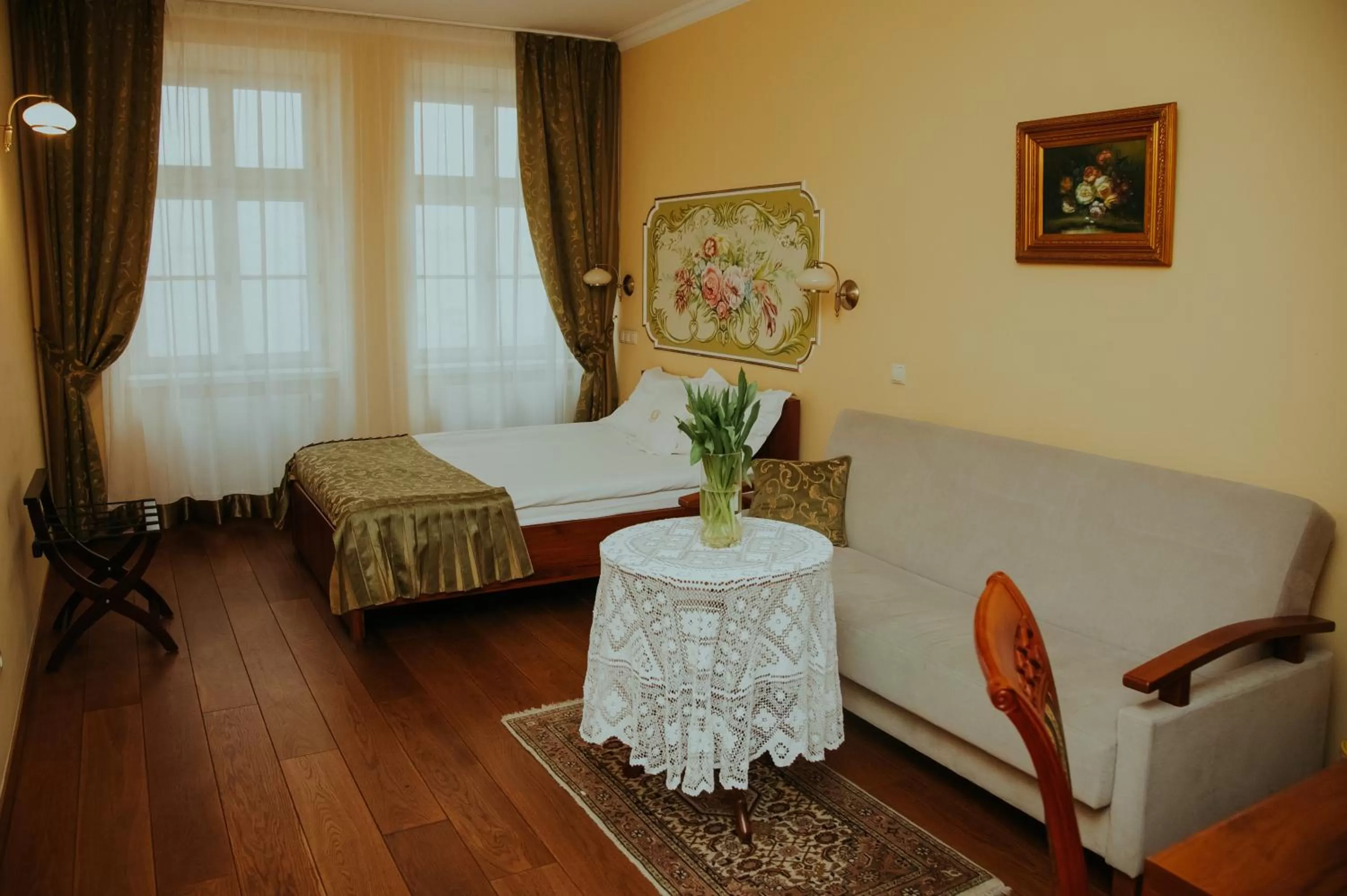 Photo of the whole room, Bed in Aparthotel Grodzka 21