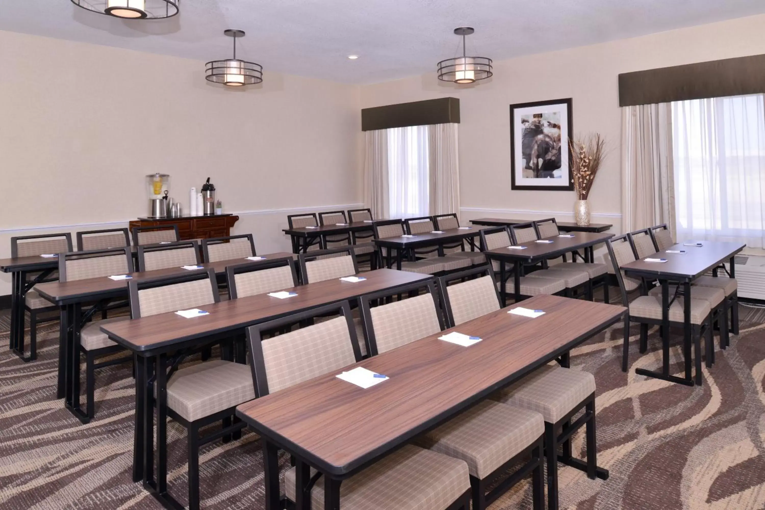 Meeting/conference room, Restaurant/Places to Eat in Best Western Plus Frontier Inn