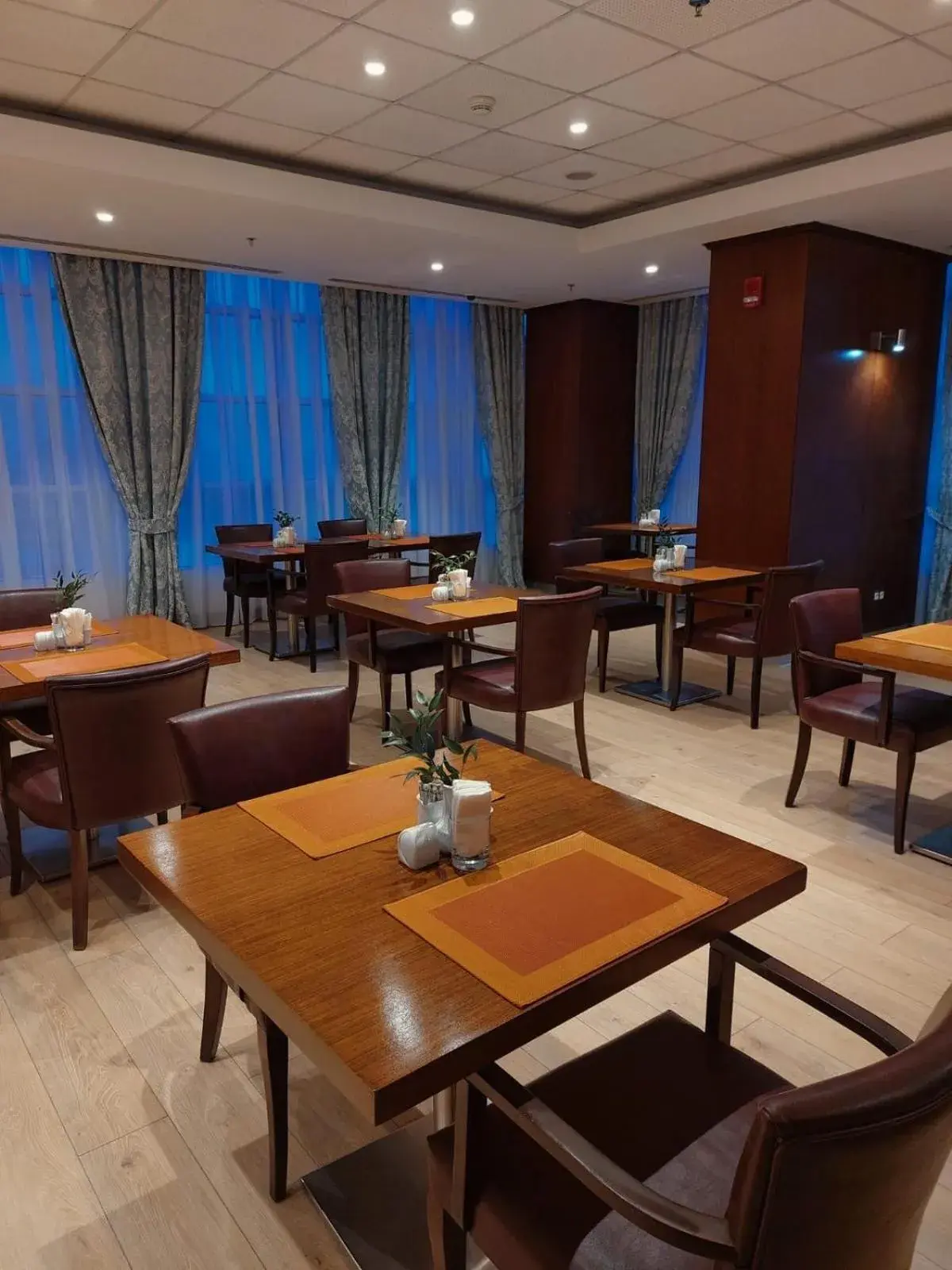 Restaurant/Places to Eat in Marriott Executive Apartments Atyrau