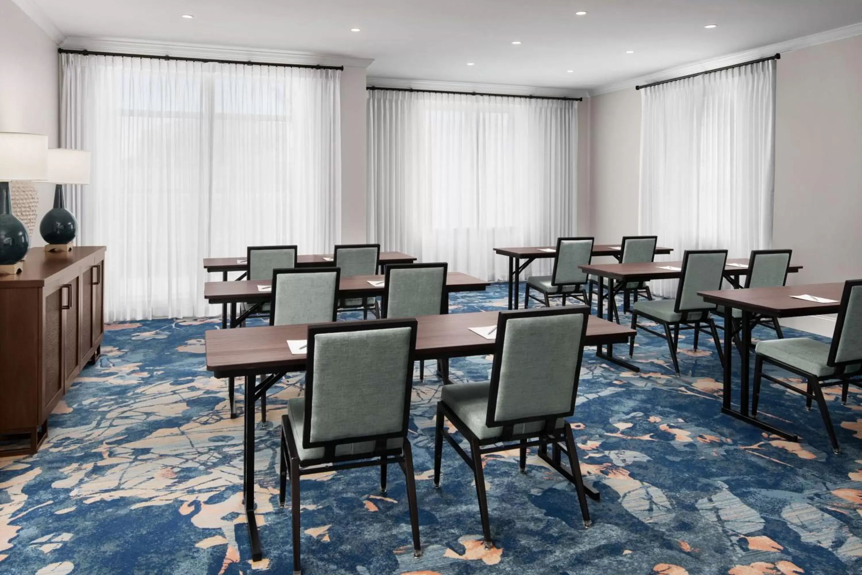 Meeting/conference room in Embassy Suites by Hilton Charleston Harbor Mt. Pleasant
