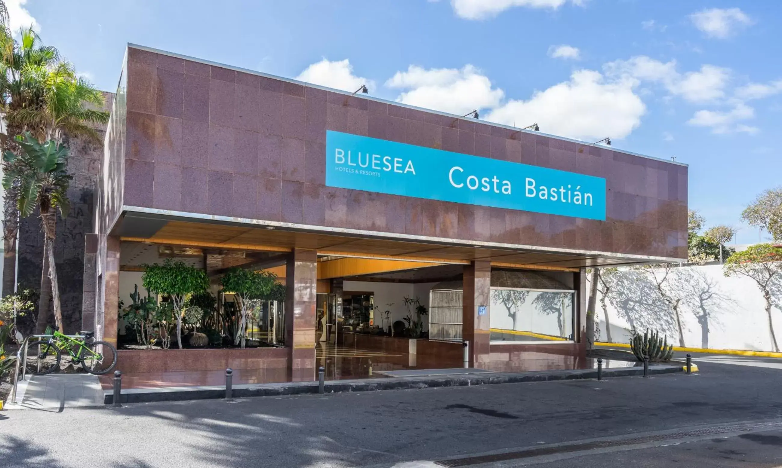 Facade/entrance, Property Building in Blue Sea Costa Bastian
