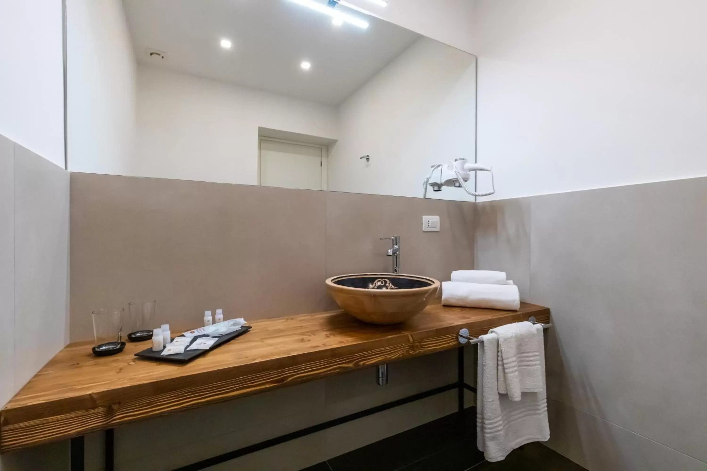 Other, Bathroom in Santa Chiara Inn