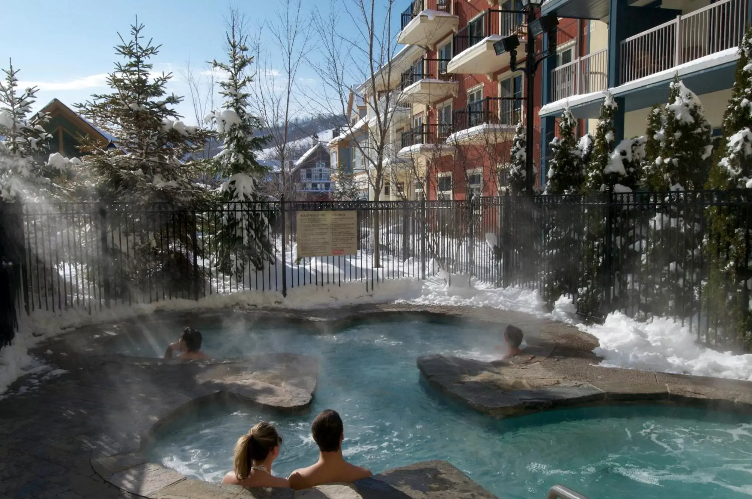 Hot Tub, Swimming Pool in Blue Mountain Resort Mosaic Suites