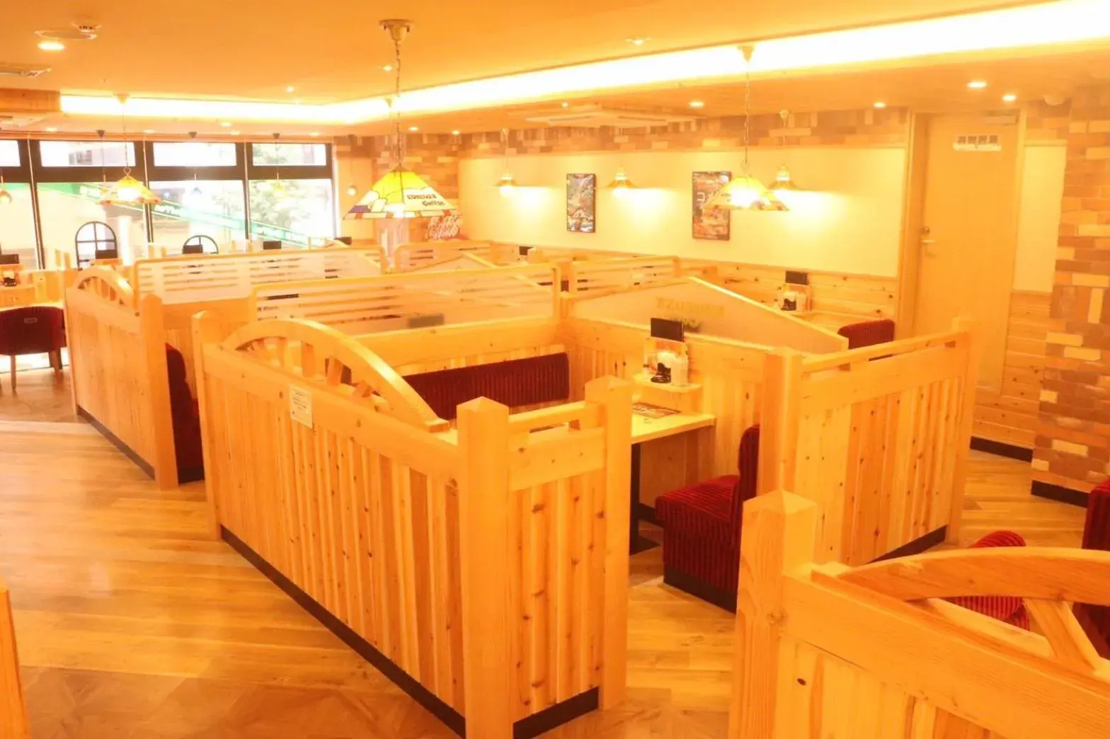 Restaurant/places to eat in Daiwa Roynet Hotel Yokohama Kannai