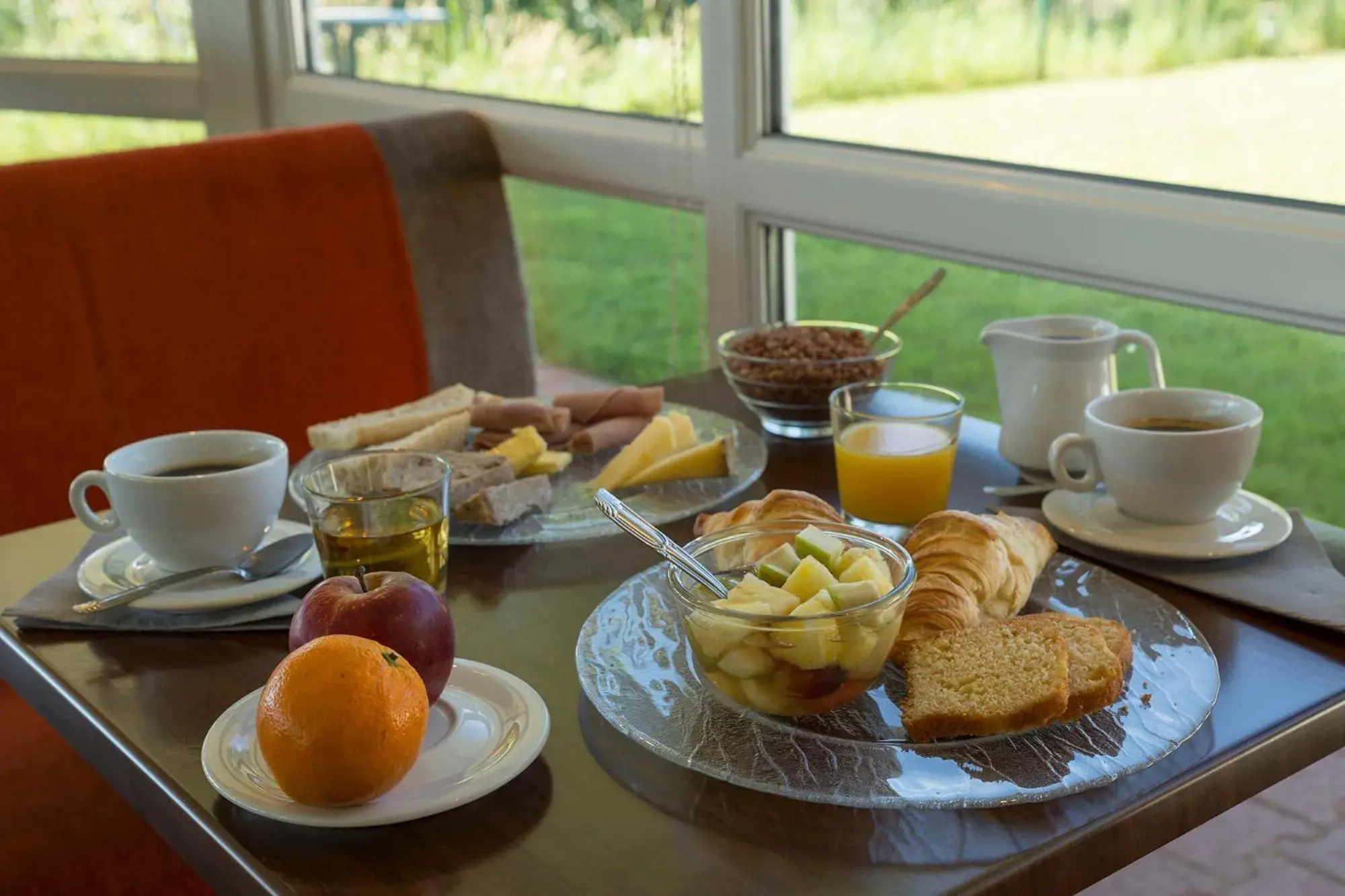 Food close-up, Breakfast in The Originals Access, Hotel Tulle (P'tit Dej-Hotel)