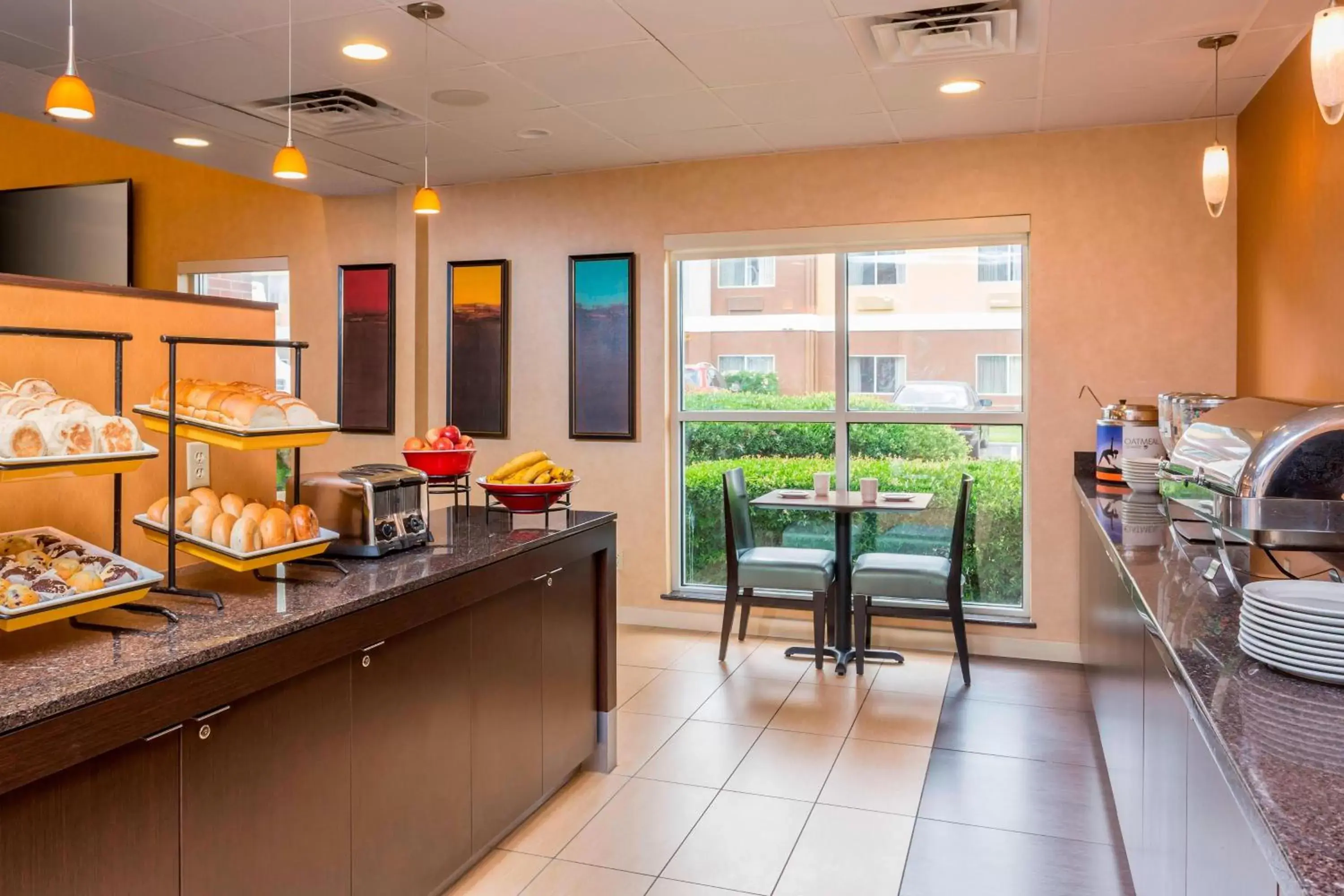 Breakfast, Restaurant/Places to Eat in Residence Inn Corpus Christi