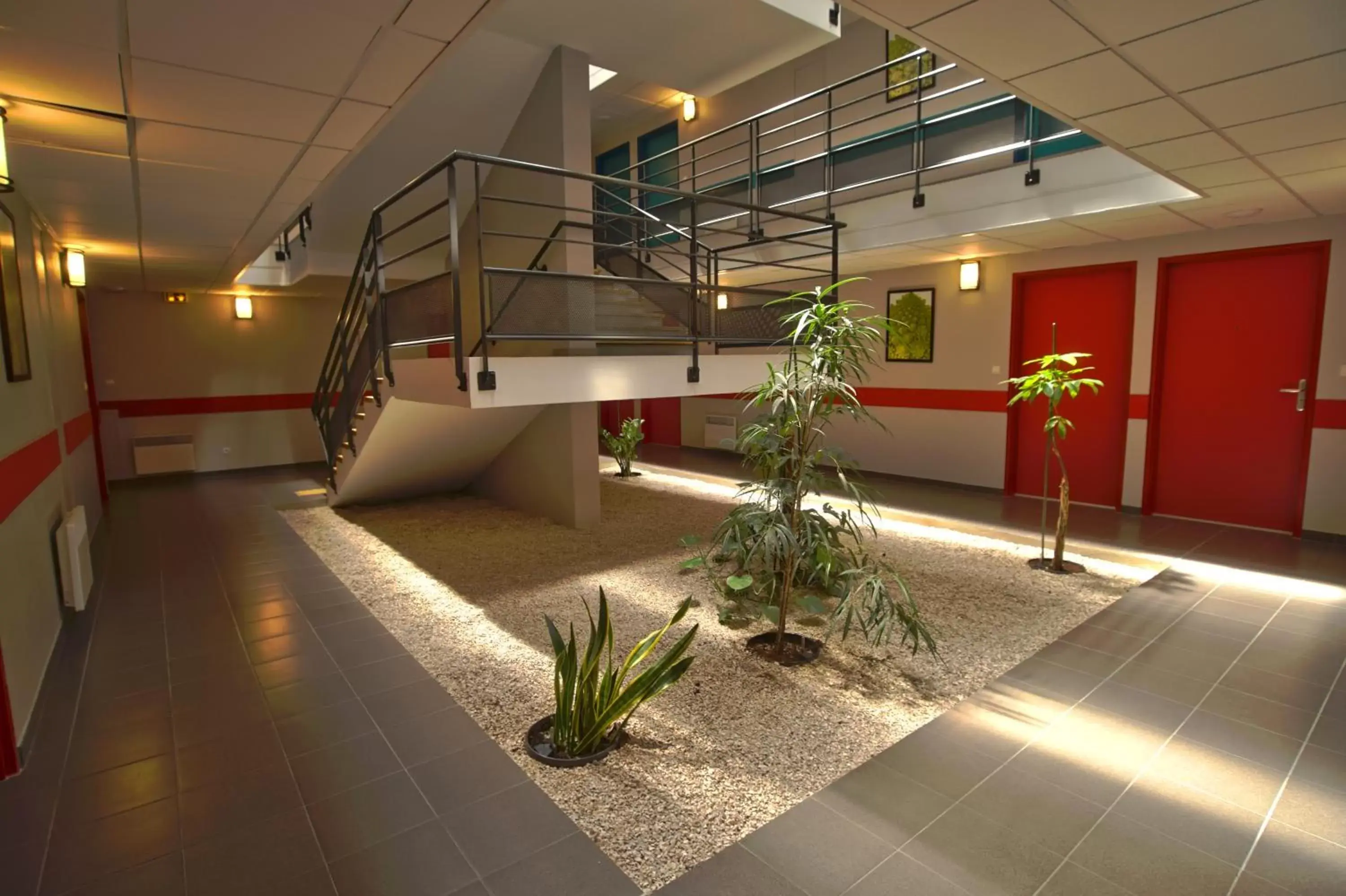 Lobby or reception in KOSY Appart'Hôtels - Campus Del Sol Esplanade