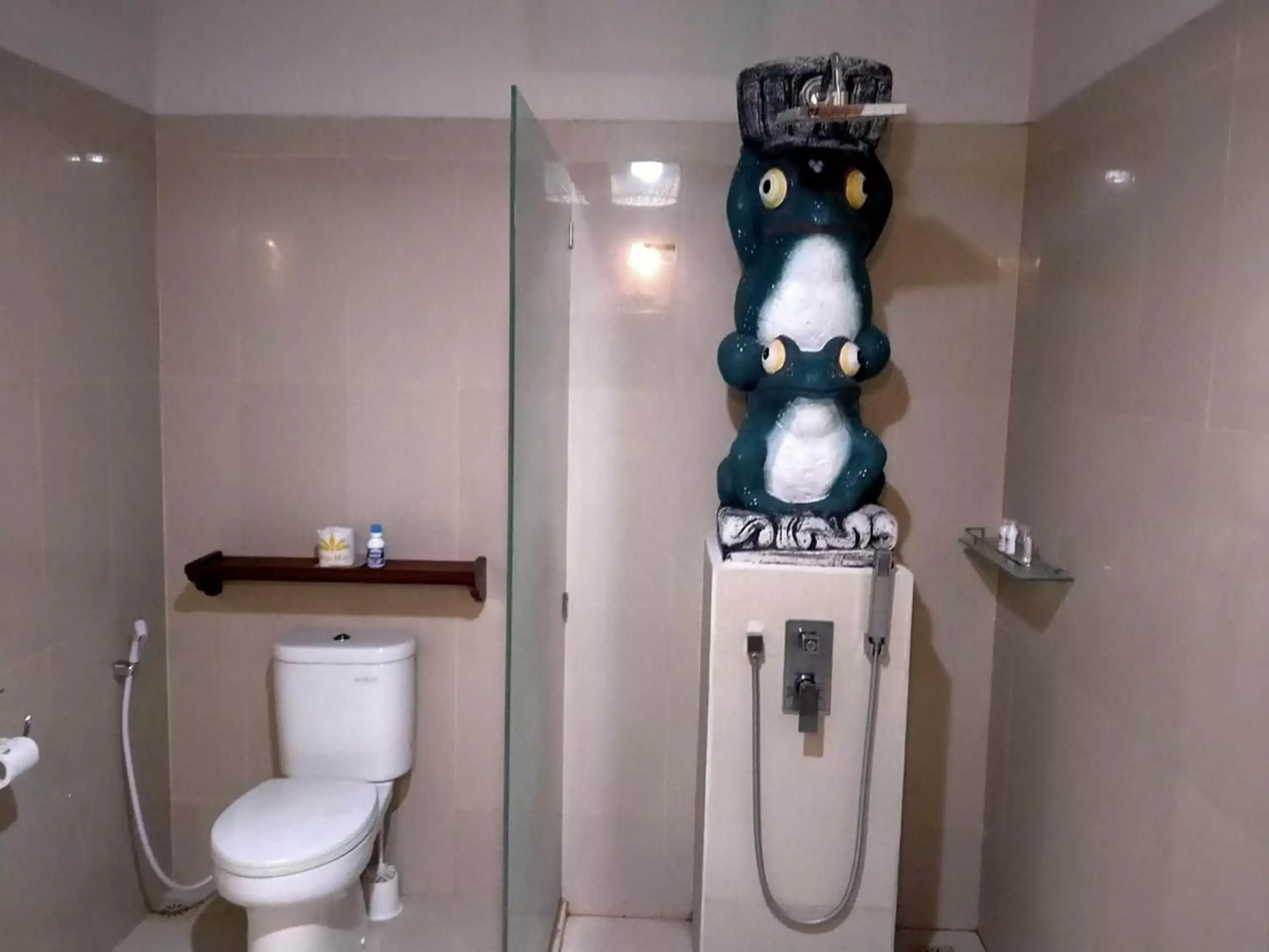 Bathroom in Puri Mas Boutique Resort & Spa Bathroom in Puri Mas Boutique Resort & Spa