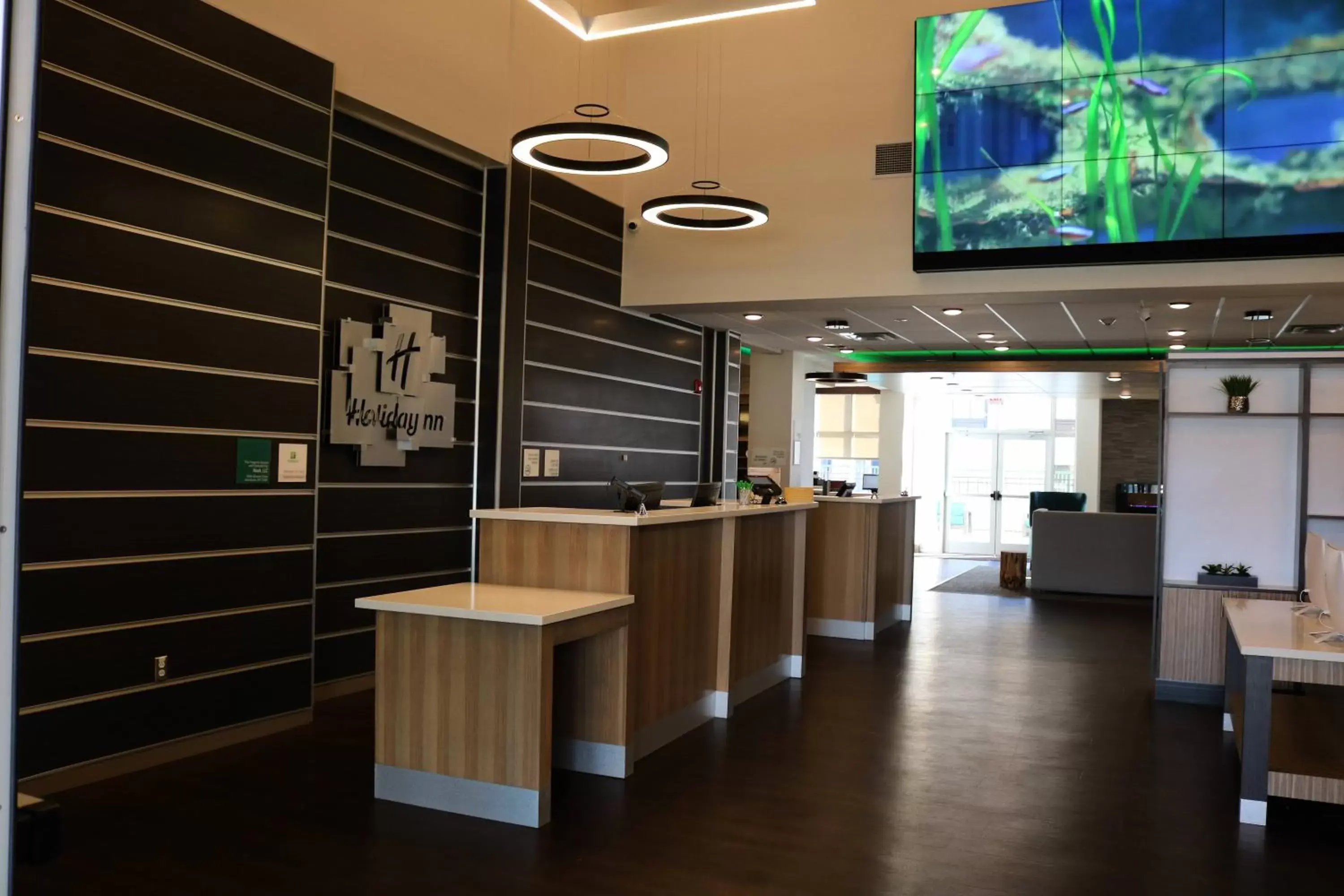 Property building, Lobby/Reception in Holiday Inn - Jonesboro, an IHG Hotel