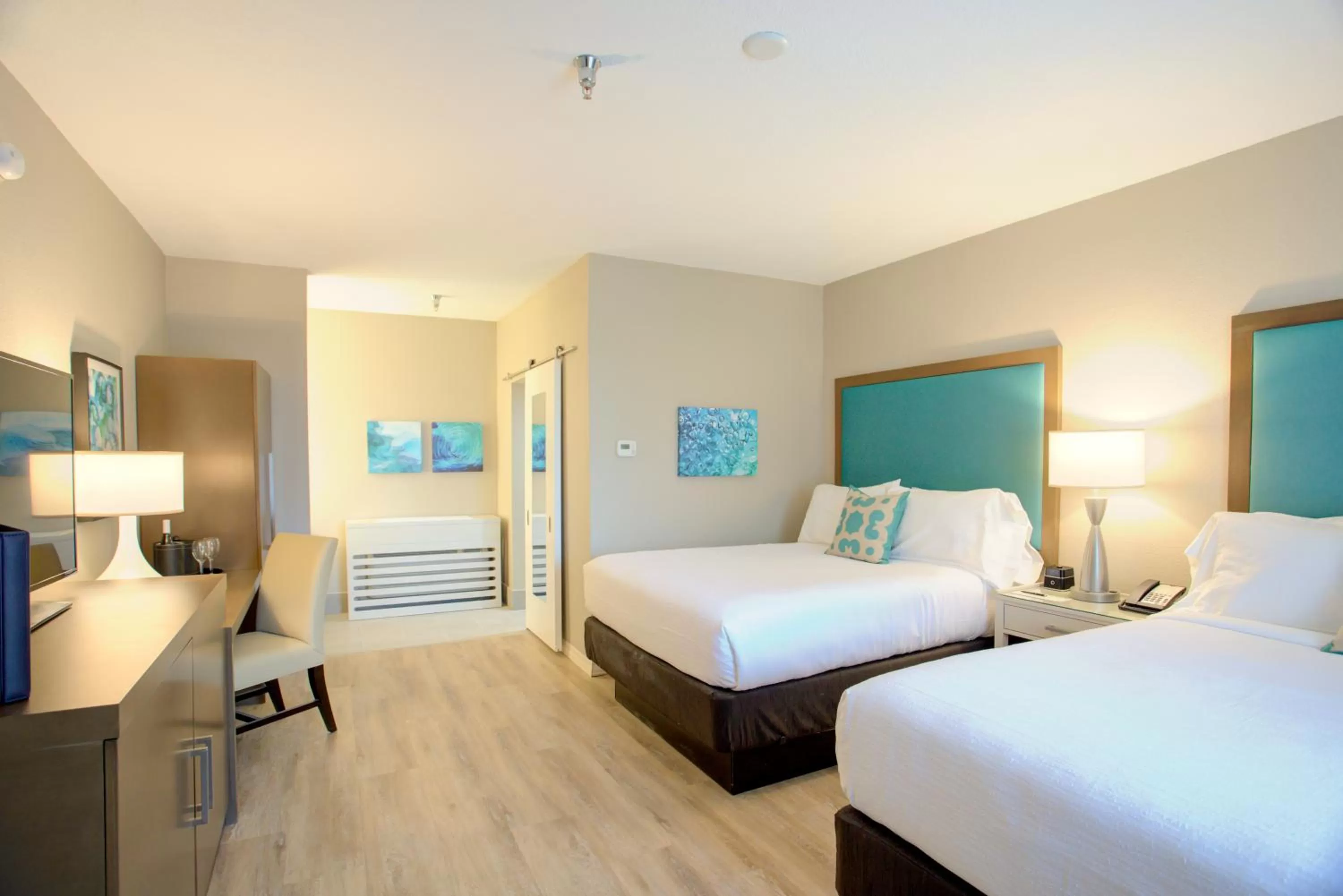 Photo of the whole room, Bed in Beachview Club Hotel