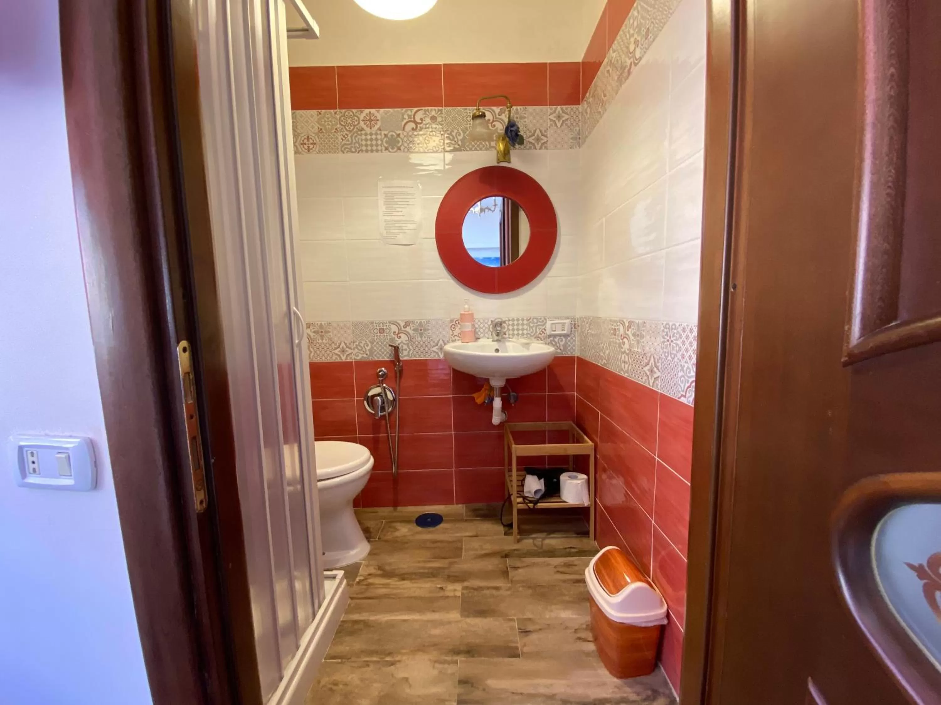 Shower in B&B Napul'è