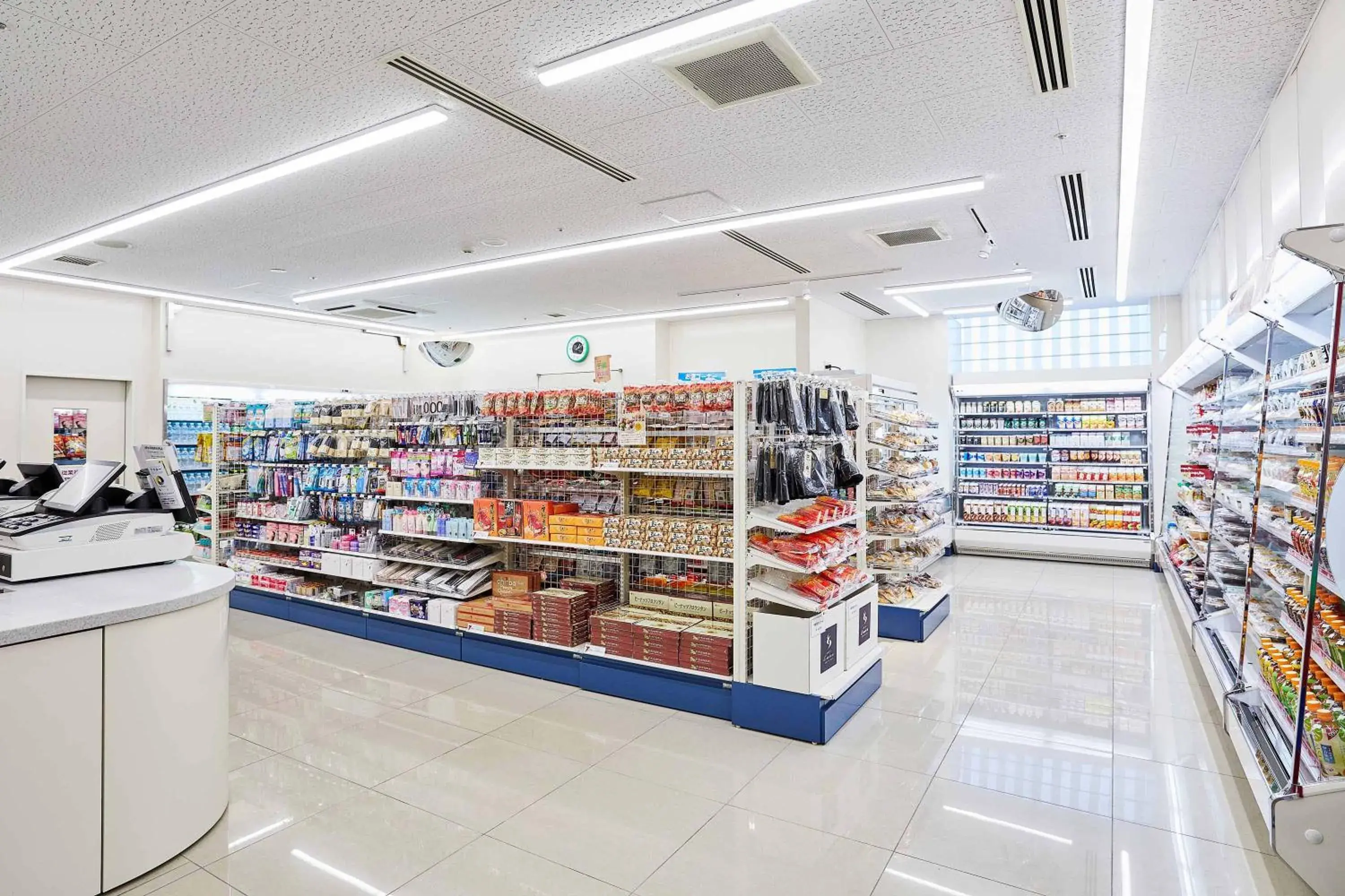 On-site shops, Supermarket/Shops in Hotel Emion Tokyo Bay