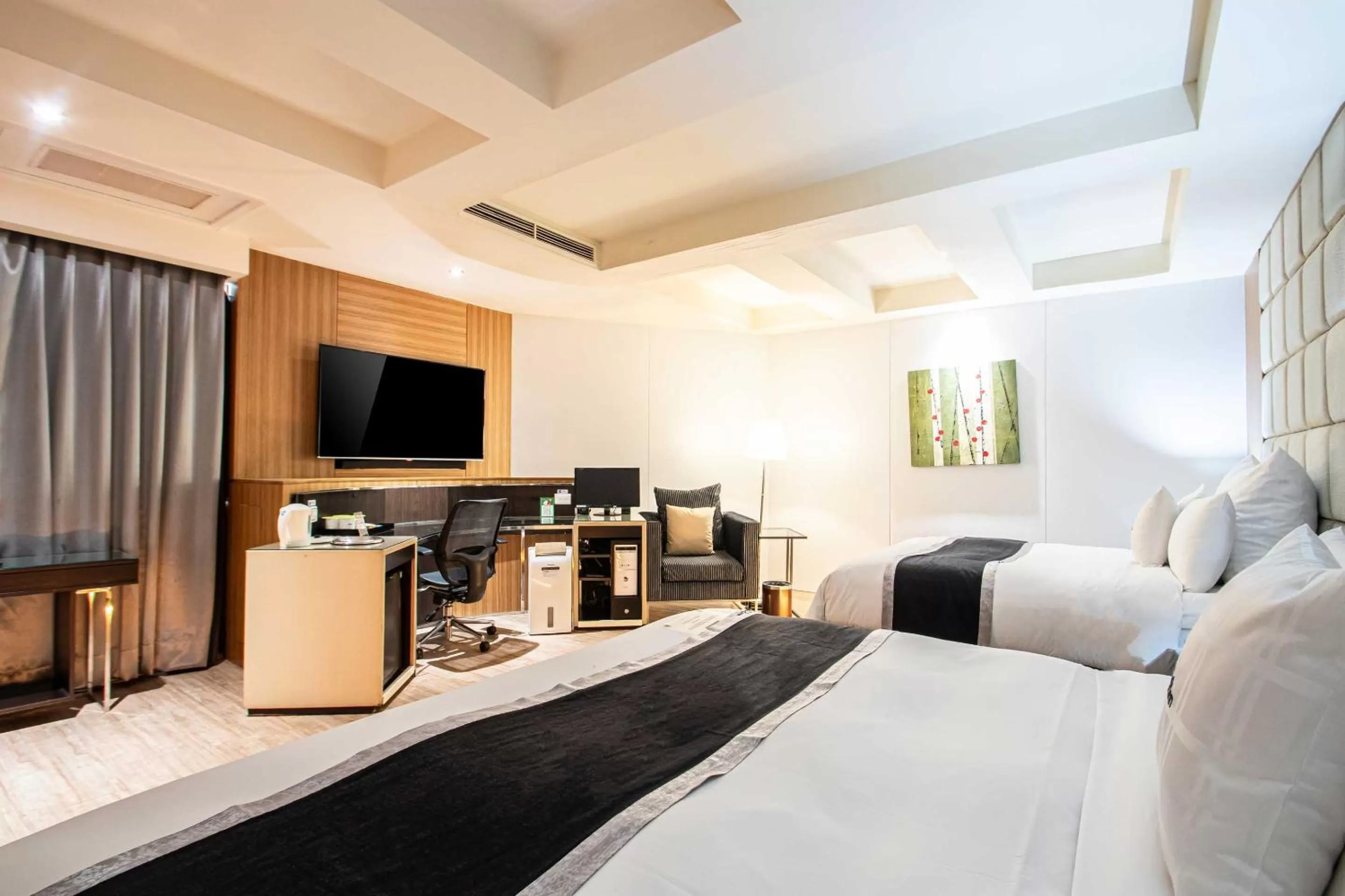 Decorative detail, Bed in 168 Motel-Hsinchu