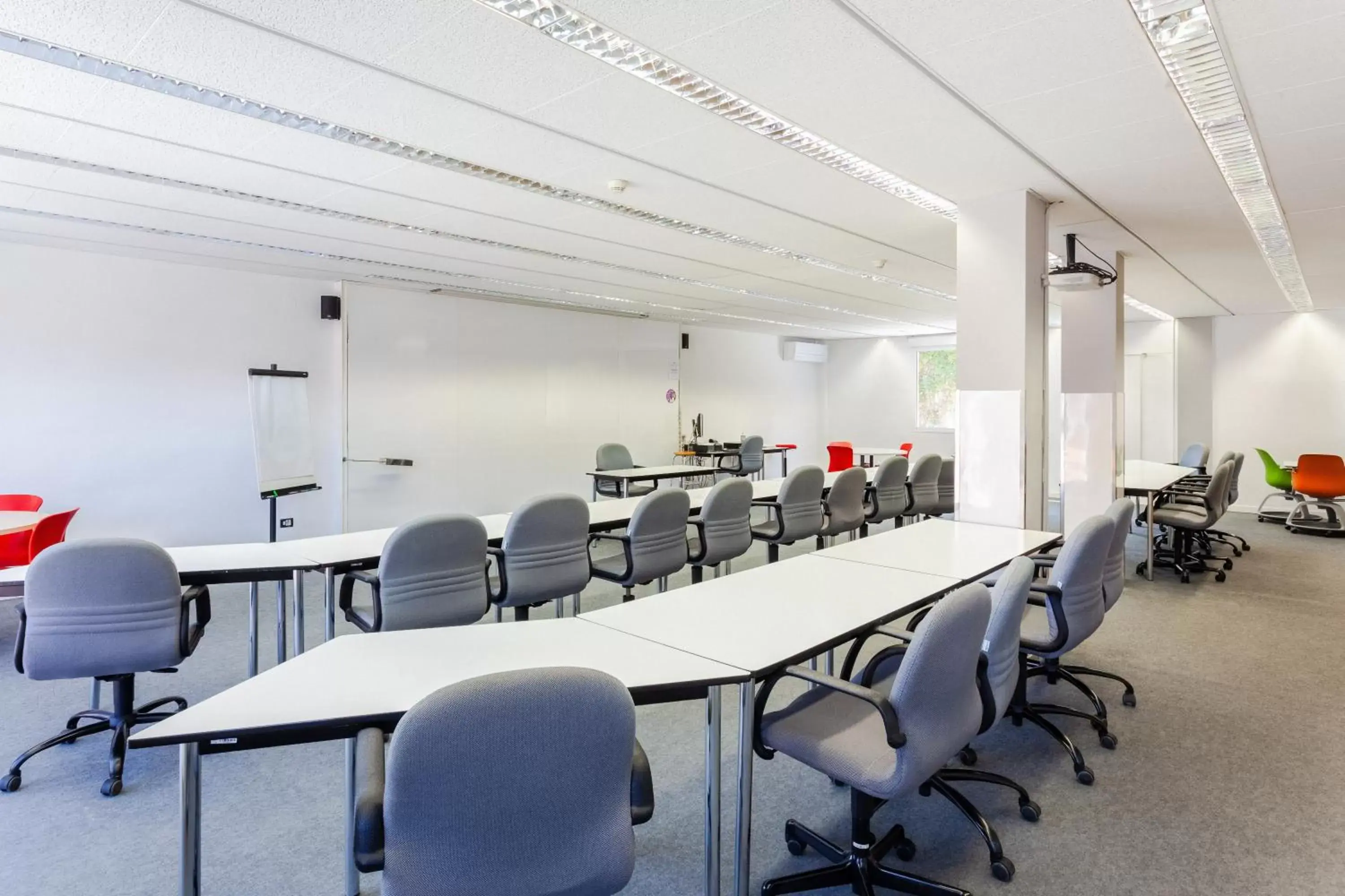 Meeting/conference room in Checkin Montserrat