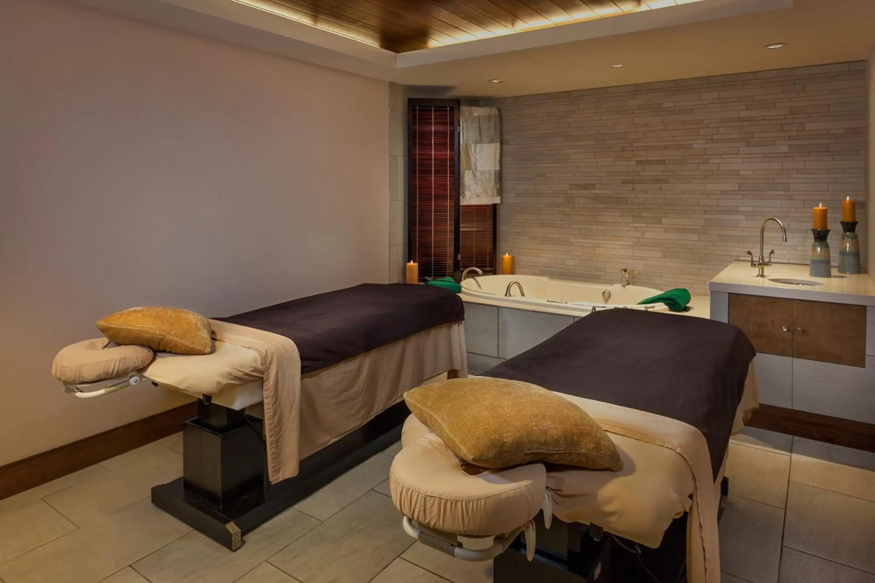 Massage in Bear Creek Mountain Resort