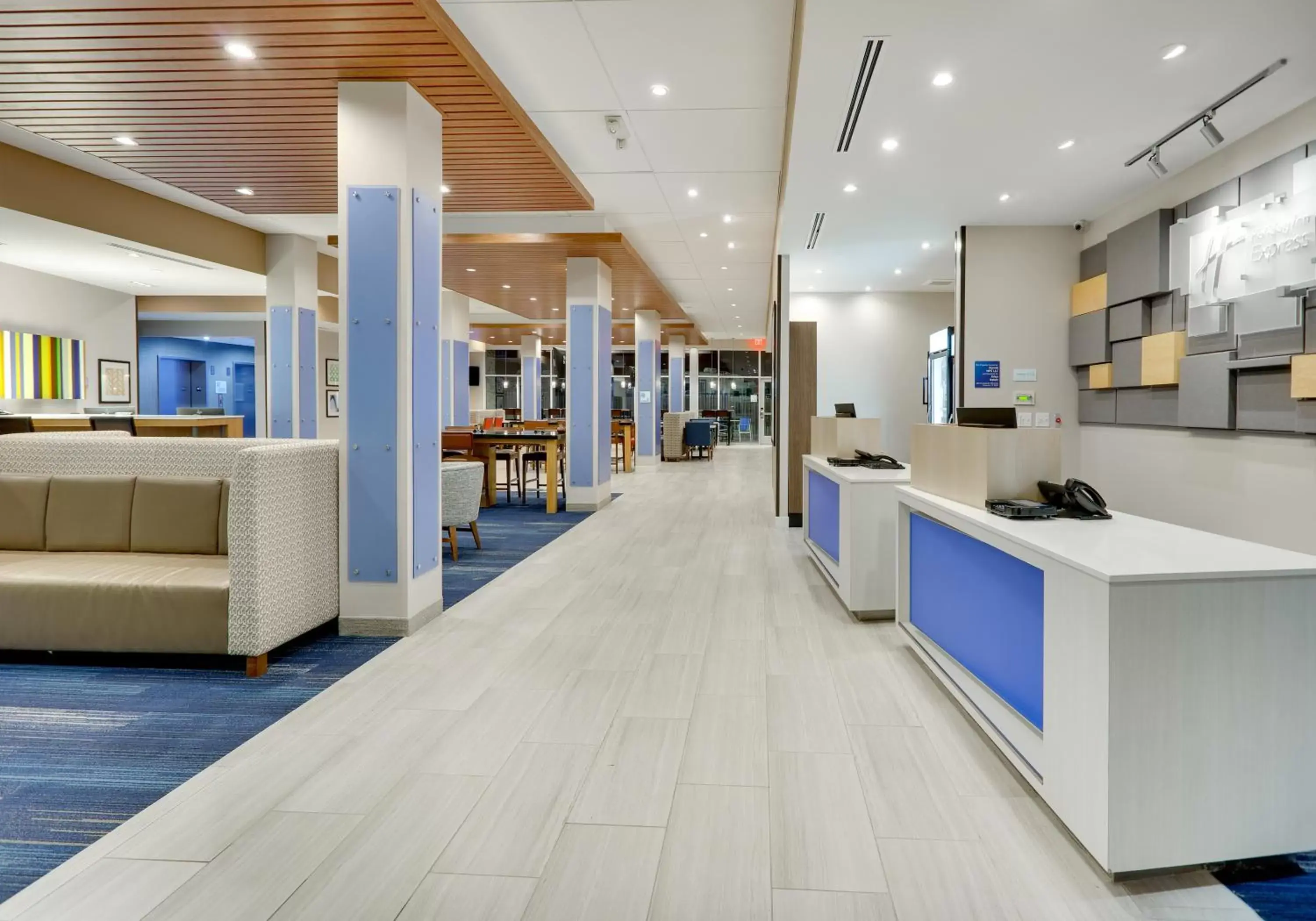 Lobby or reception, Lobby/Reception in Holiday Inn Express - Kermit, an IHG Hotel