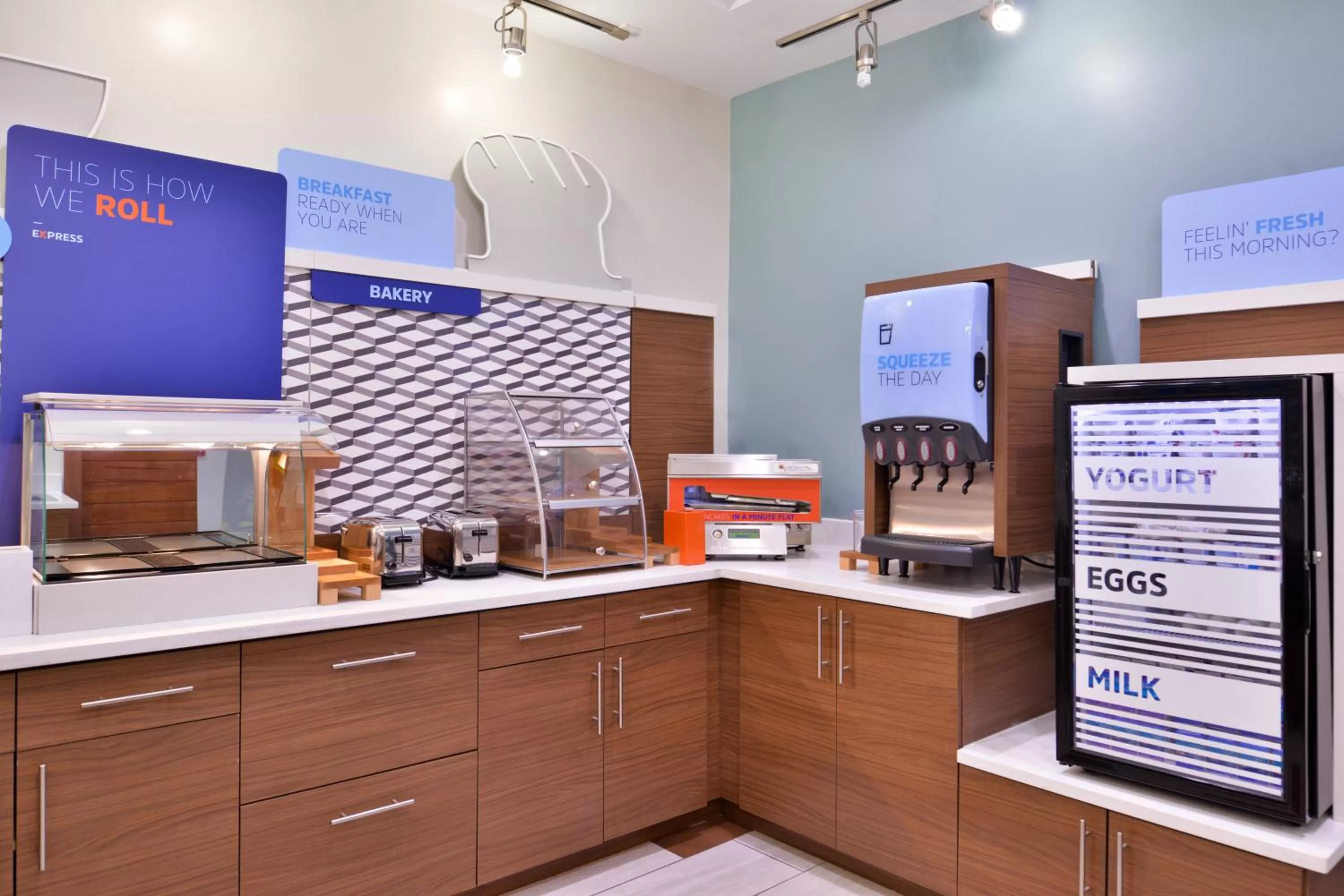 Breakfast in Holiday Inn Express New Orleans - Arts District by IHG