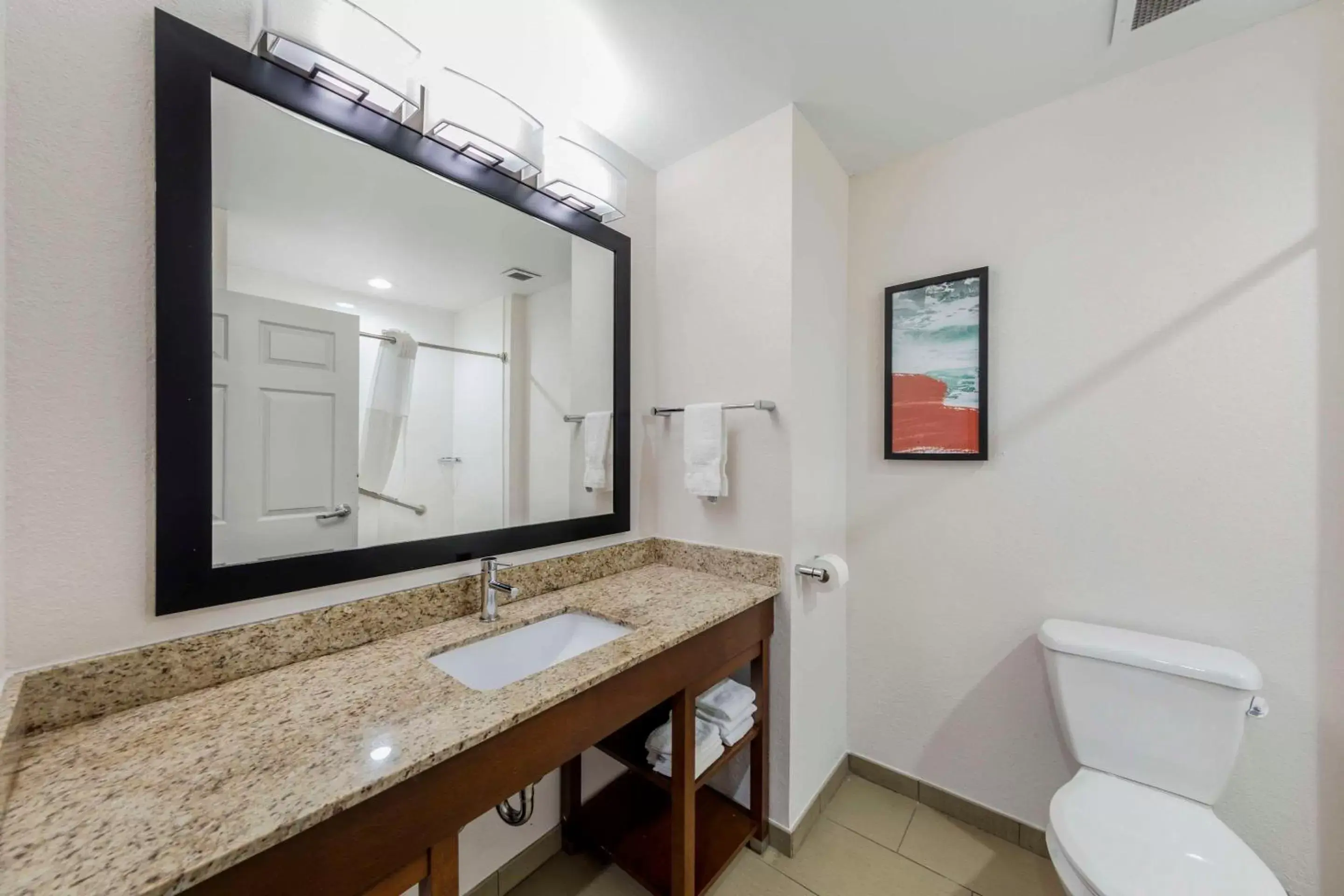 Bedroom in Comfort Inn US Hwy 80 Bedroom in Comfort Inn US Hwy 80