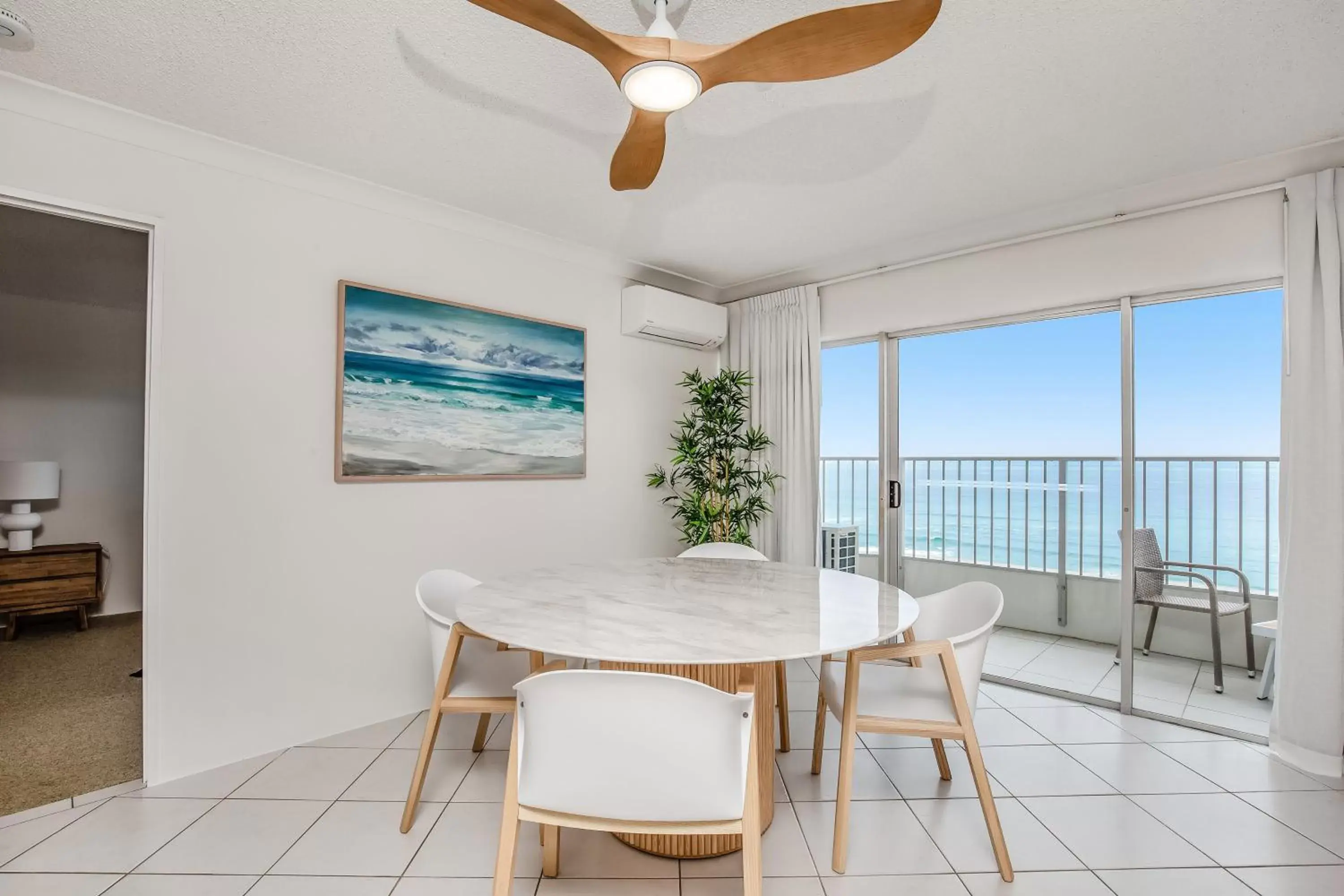 Dining Area in Pacific Plaza Apartments