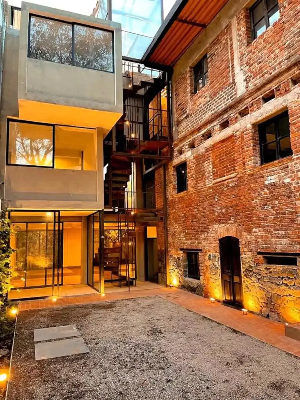 Property Building in Mina 32 - Coyoacan