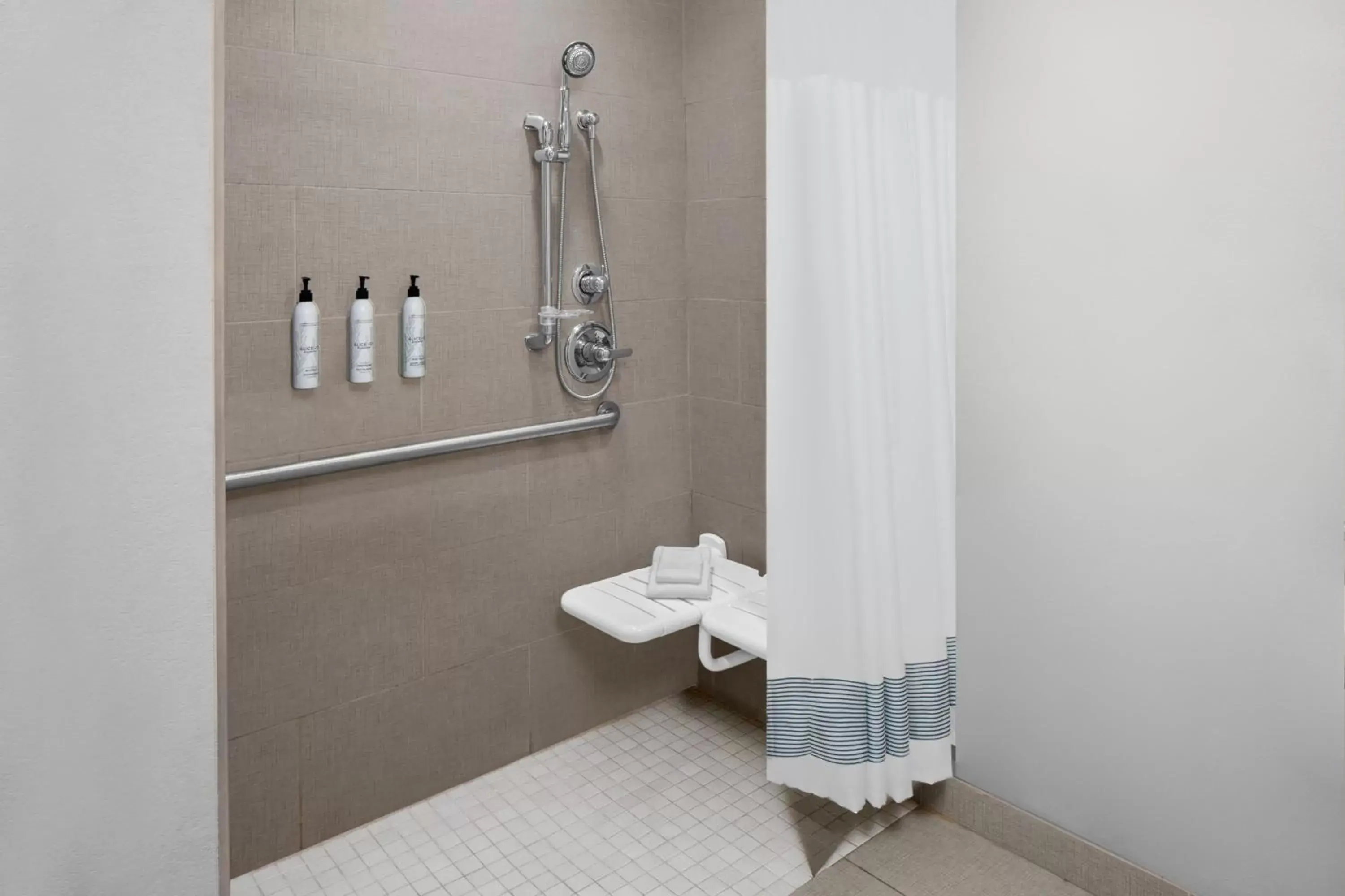 Bathroom in TownePlace Suites by Marriott Big Spring