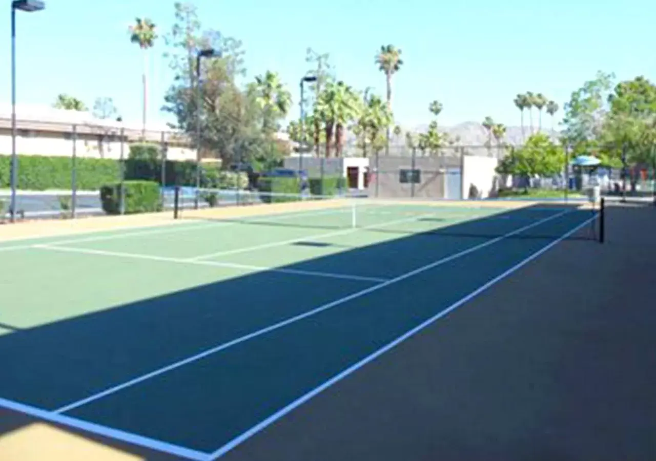 Tennis/Squash in Vista Mirage Resort