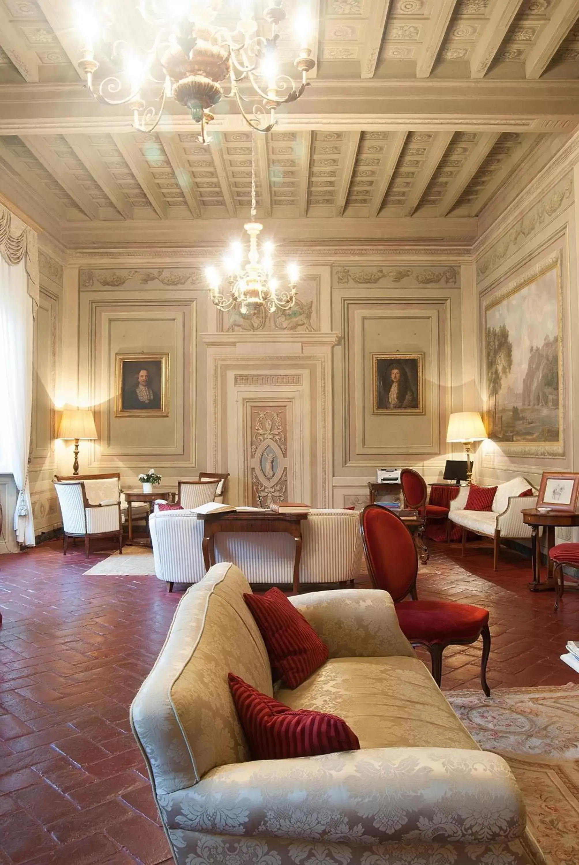 Communal lounge/ TV room, Seating Area in Palazzo Niccolini al Duomo