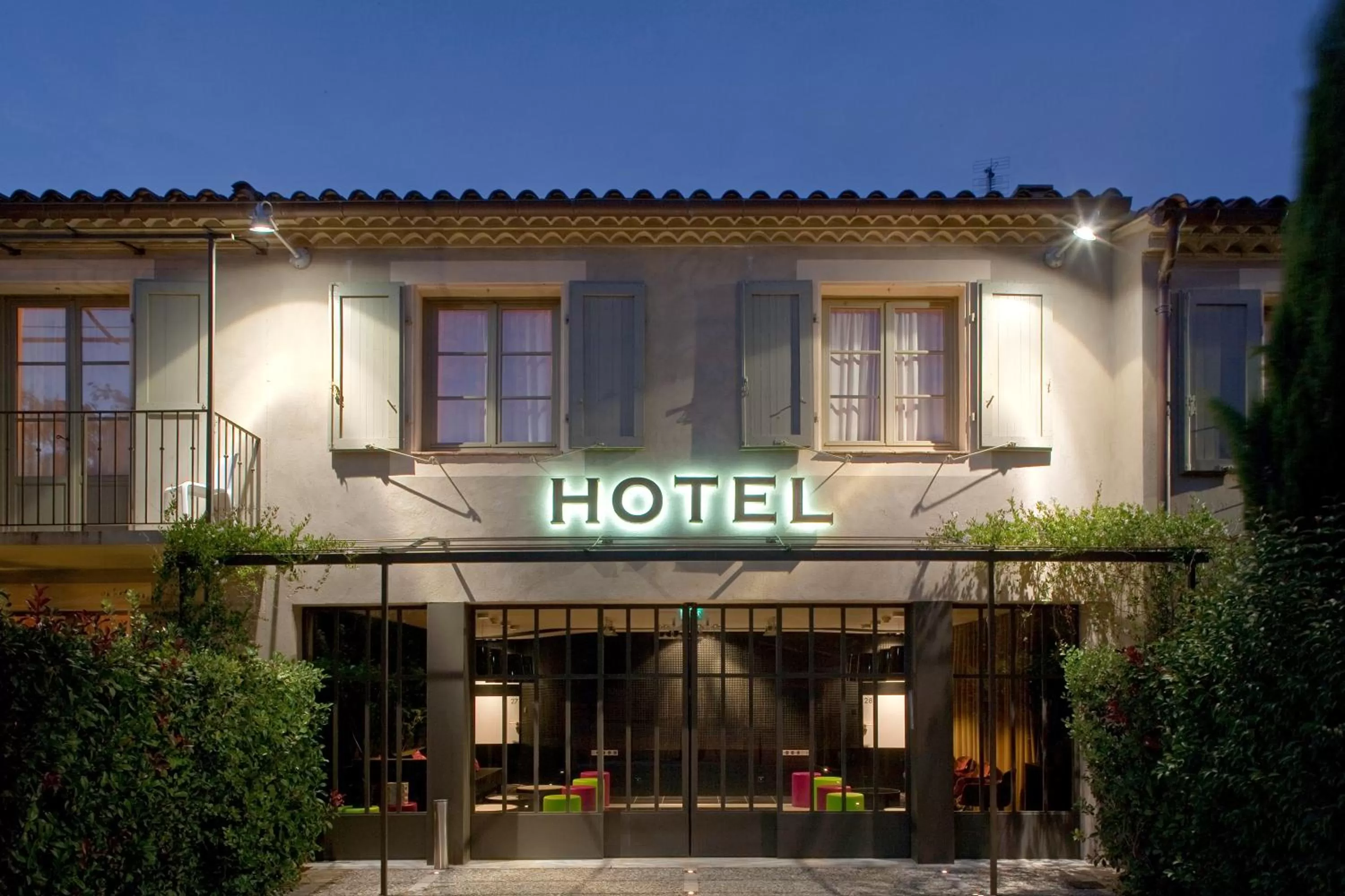 Property building in Hôtel Montmorency & Spa