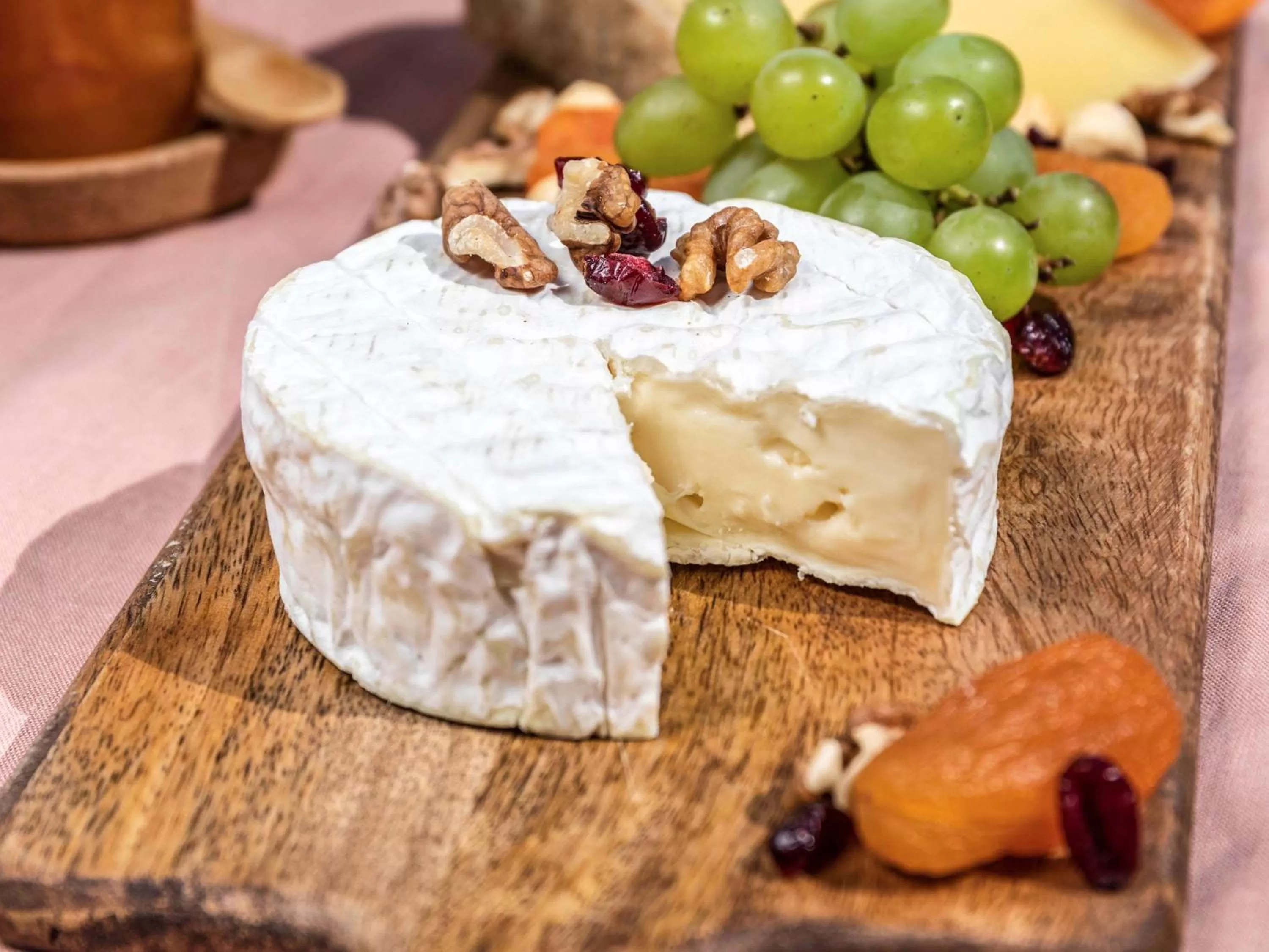 Restaurant/places to eat in Novotel Chennai OMR